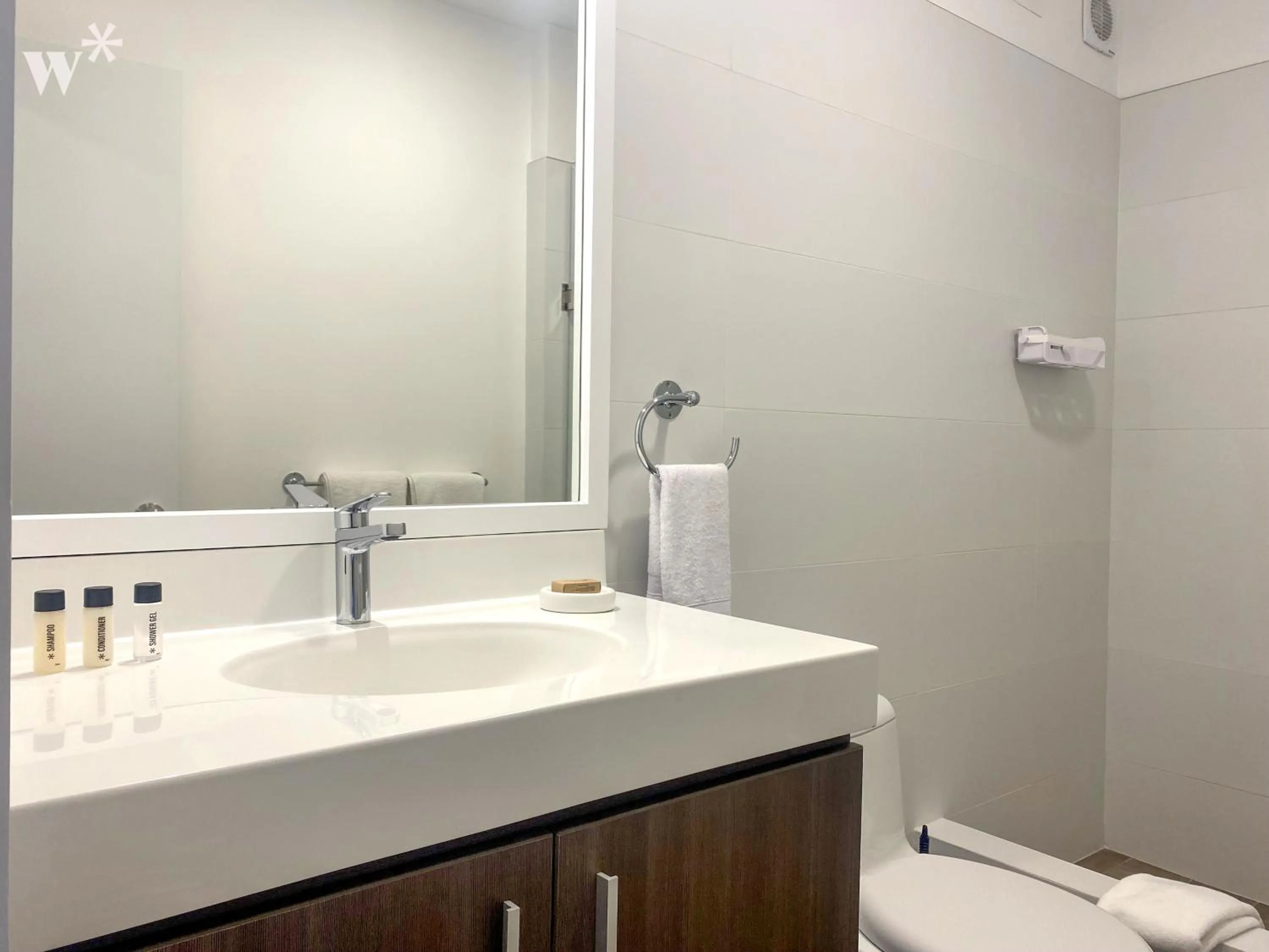 Bathroom in Wynwood Berlin in Miraflores