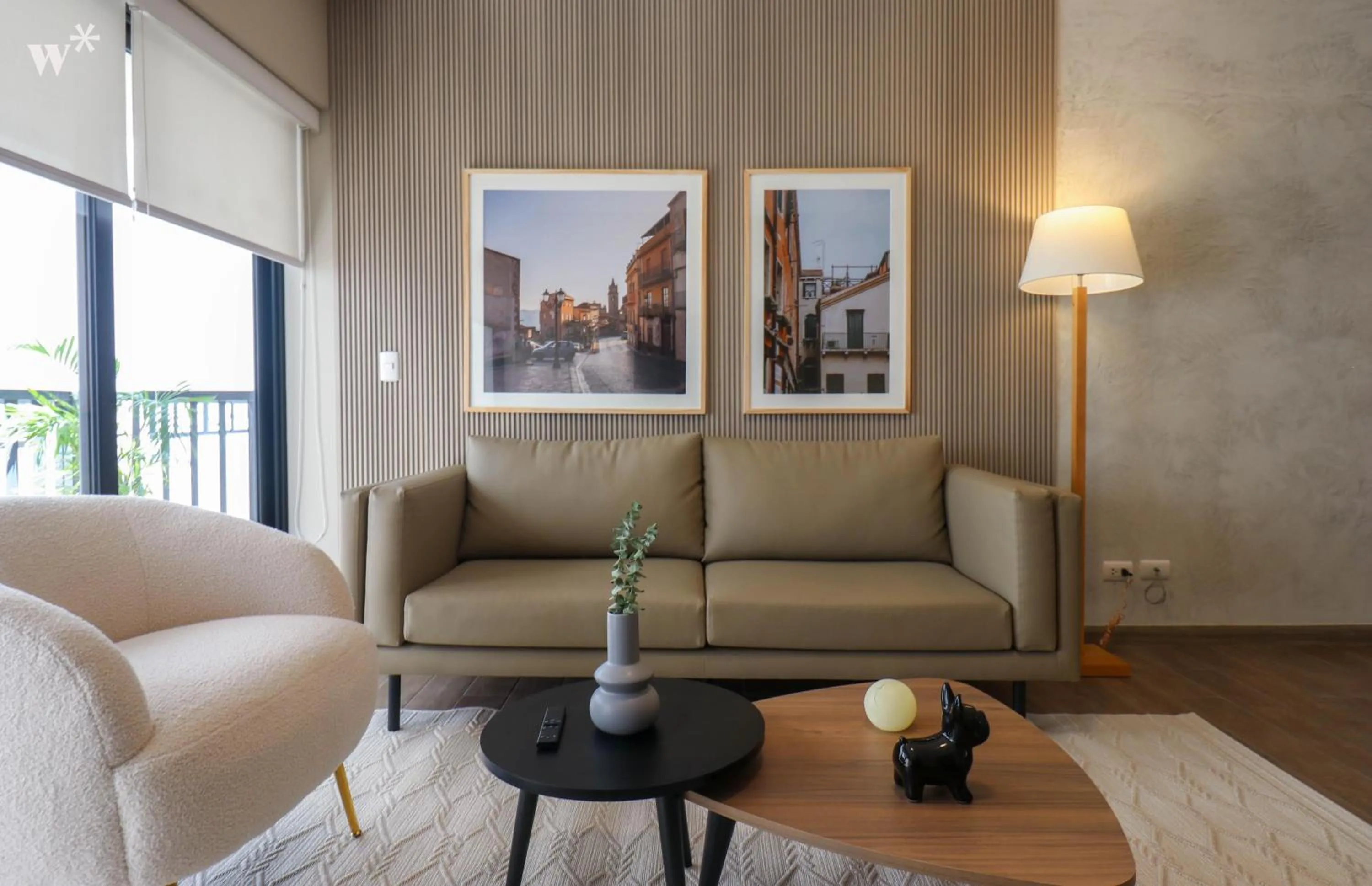 Living room in Wynwood Berlin in Miraflores