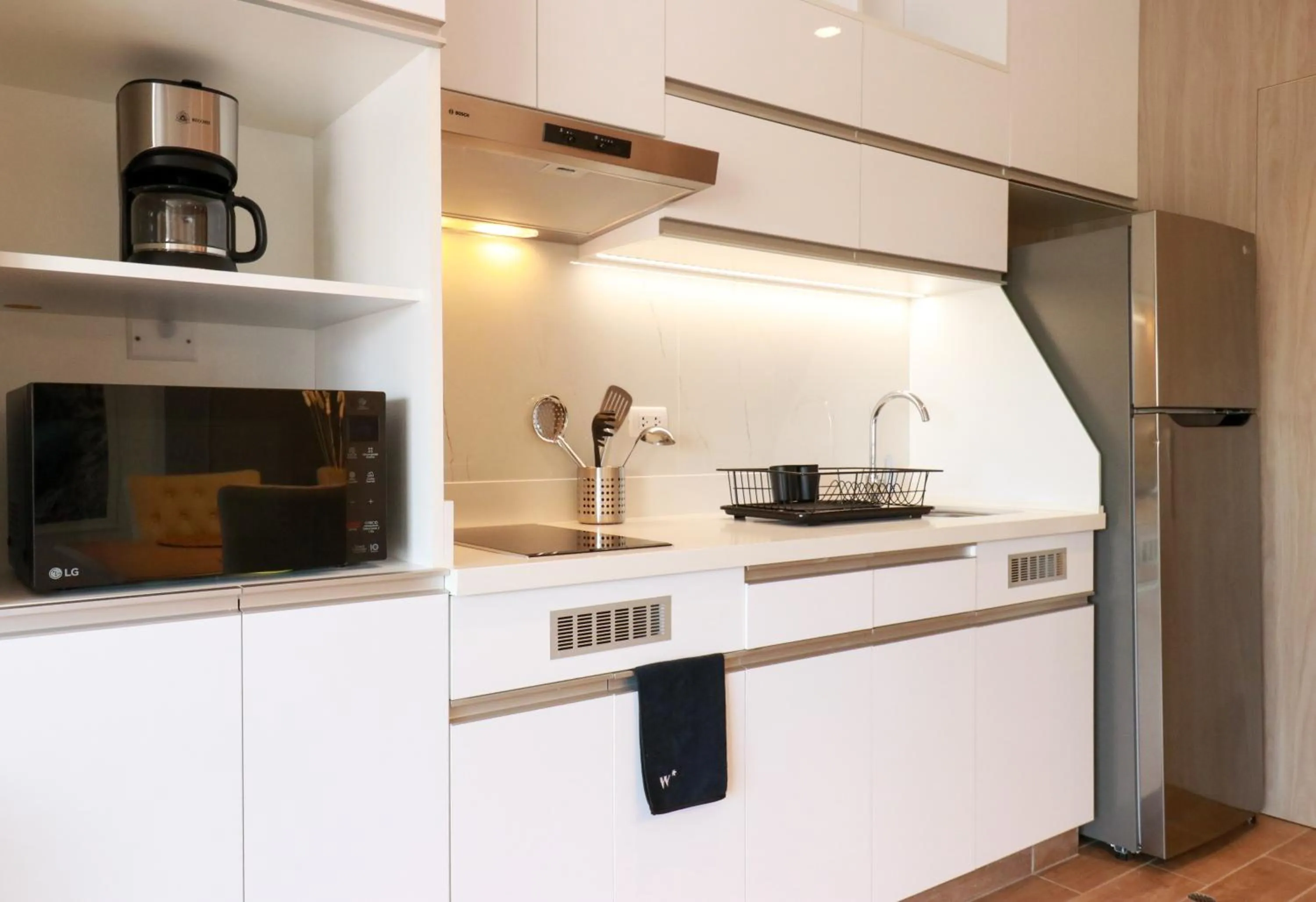 Kitchen or kitchenette in SoHo by Wynwood House