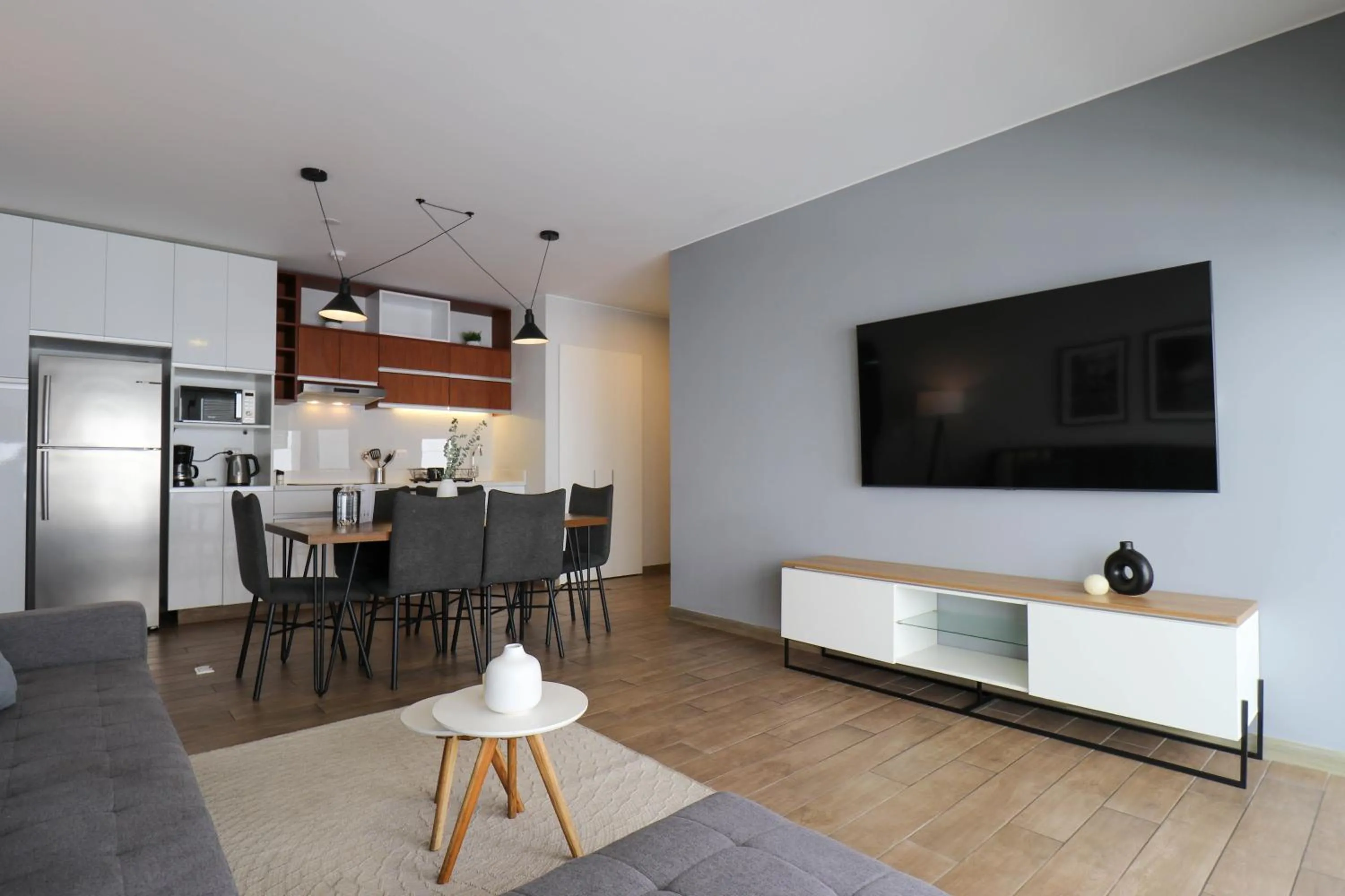 TV and multimedia in SoHo by Wynwood House