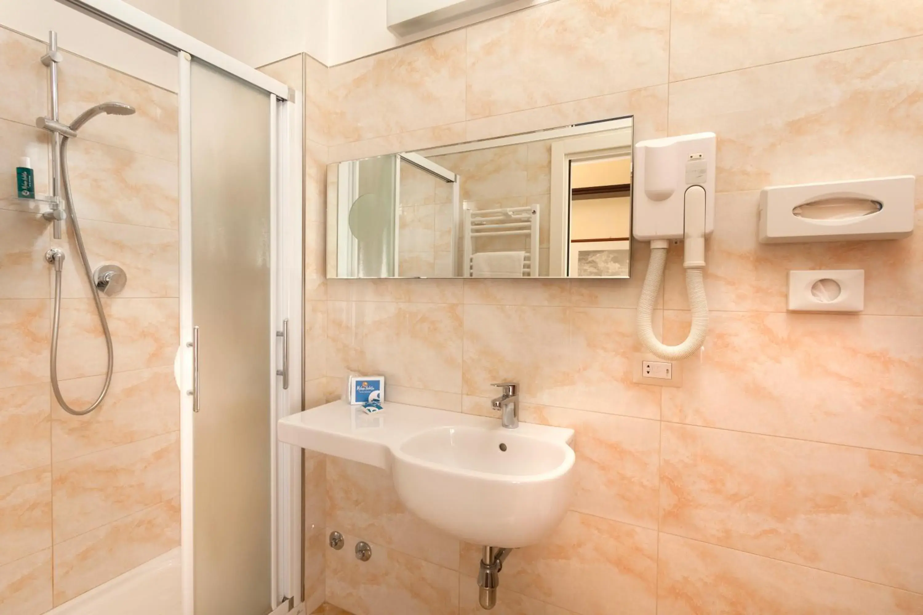 Superior Double Room in Hotel Milano Helvetia - in centro con piscina Superior Double Room in Hotel Milano Helvetia - in centro con piscina