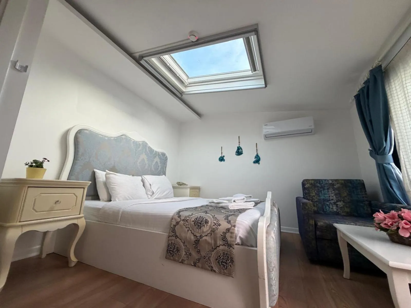 Bedroom, Bed in Urla Marin otel