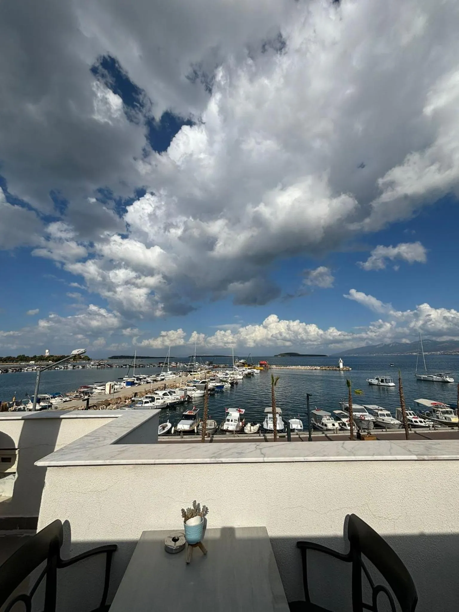 Balcony/Terrace in Urla Marin otel