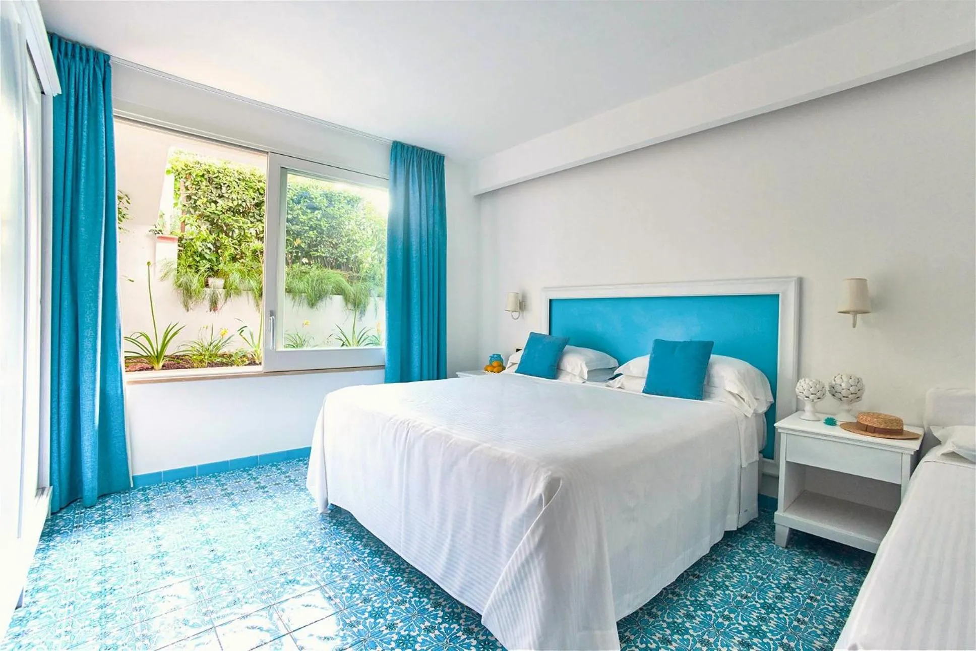 Bed in Oleandri Resort Paestum