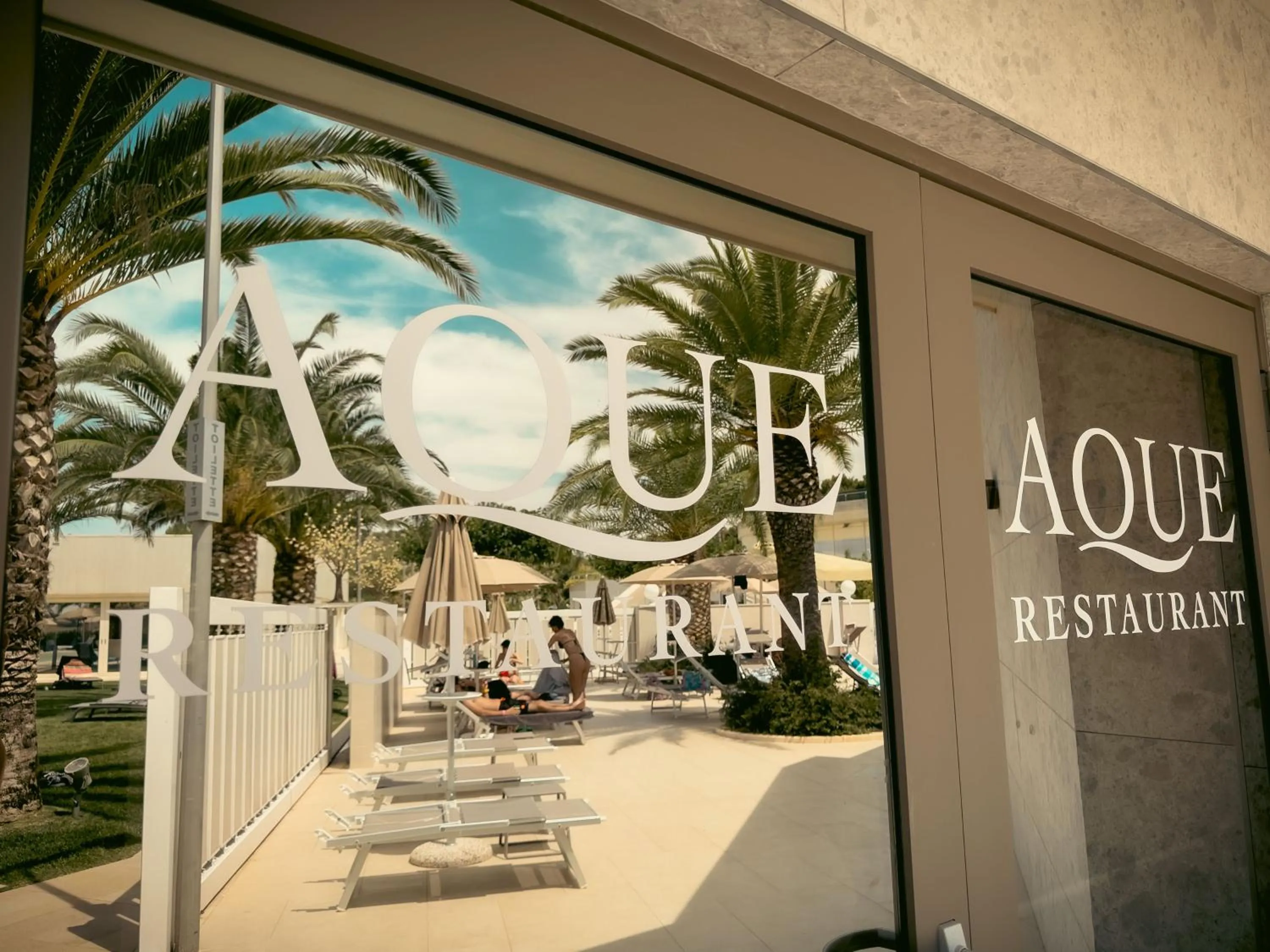 Restaurant/places to eat in UNA HOTELS MH Matera