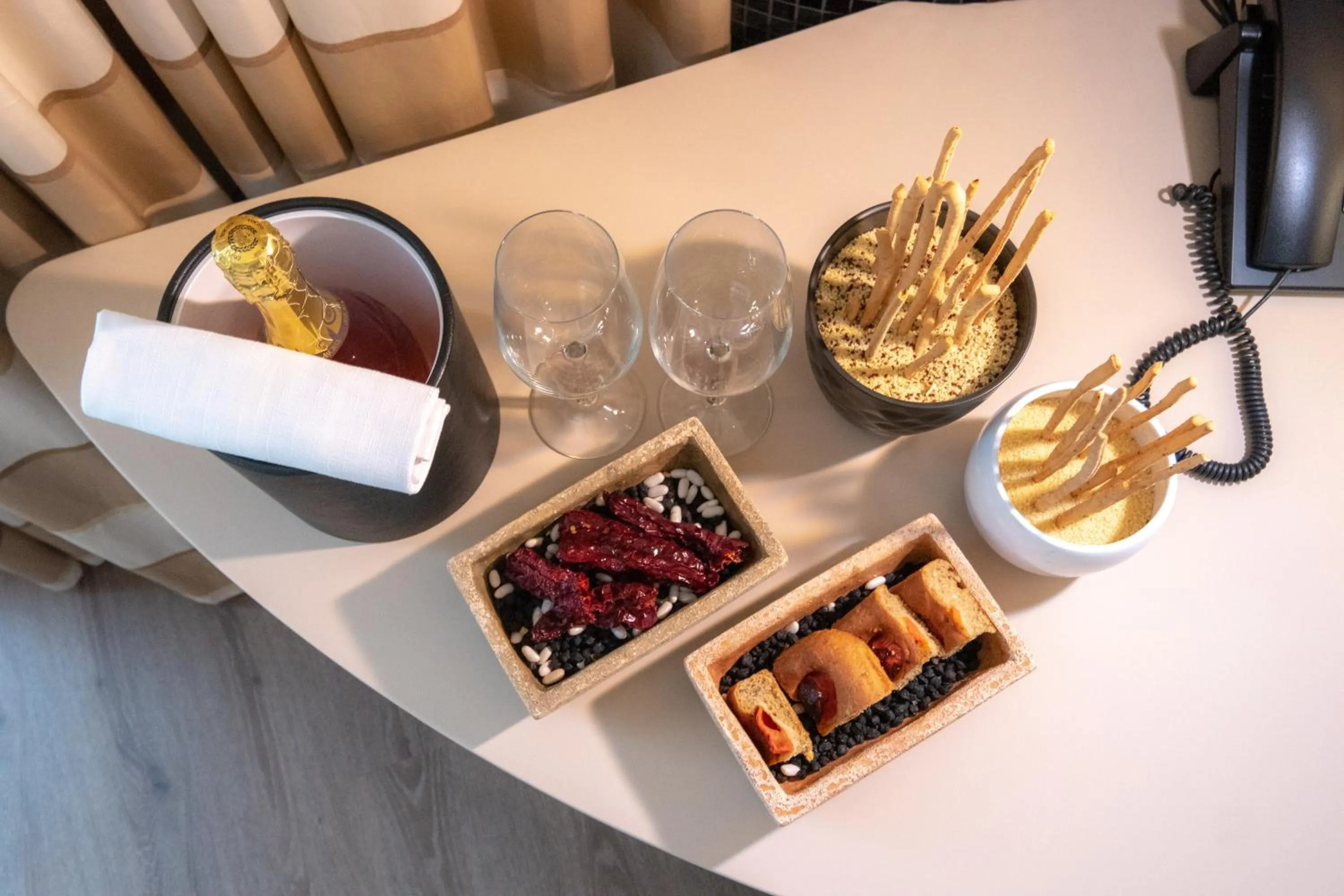 Food in UNA HOTELS MH Matera