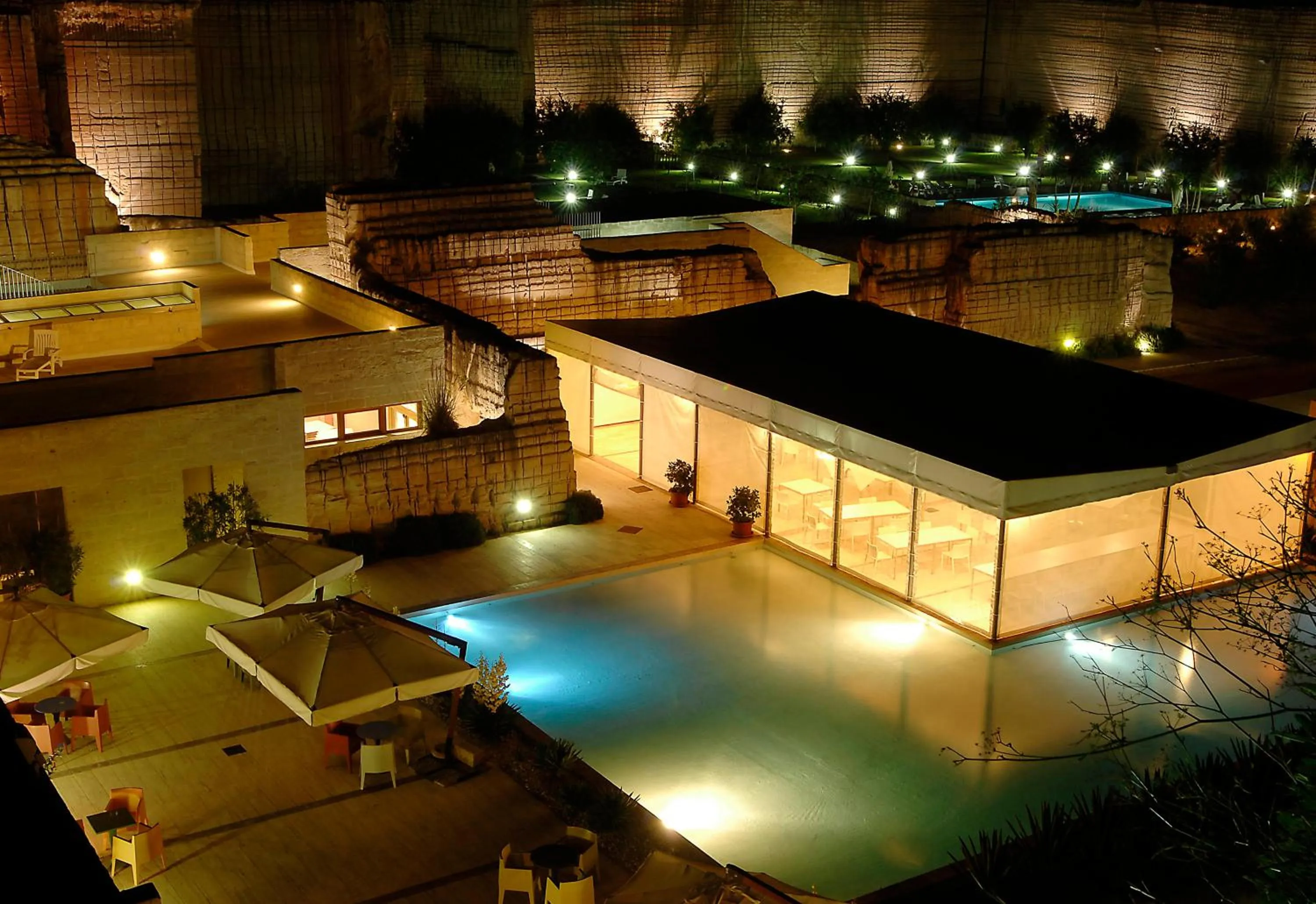 Restaurant/places to eat in Cave Bianche Hotel