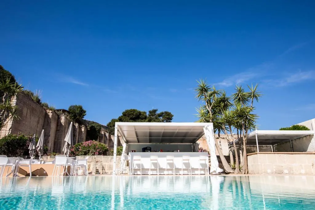 Lounge or bar in Cave Bianche Hotel