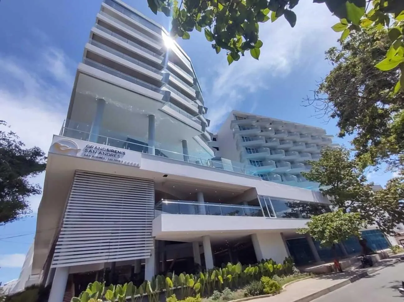Facade/entrance in Grand Sirenis San Andres