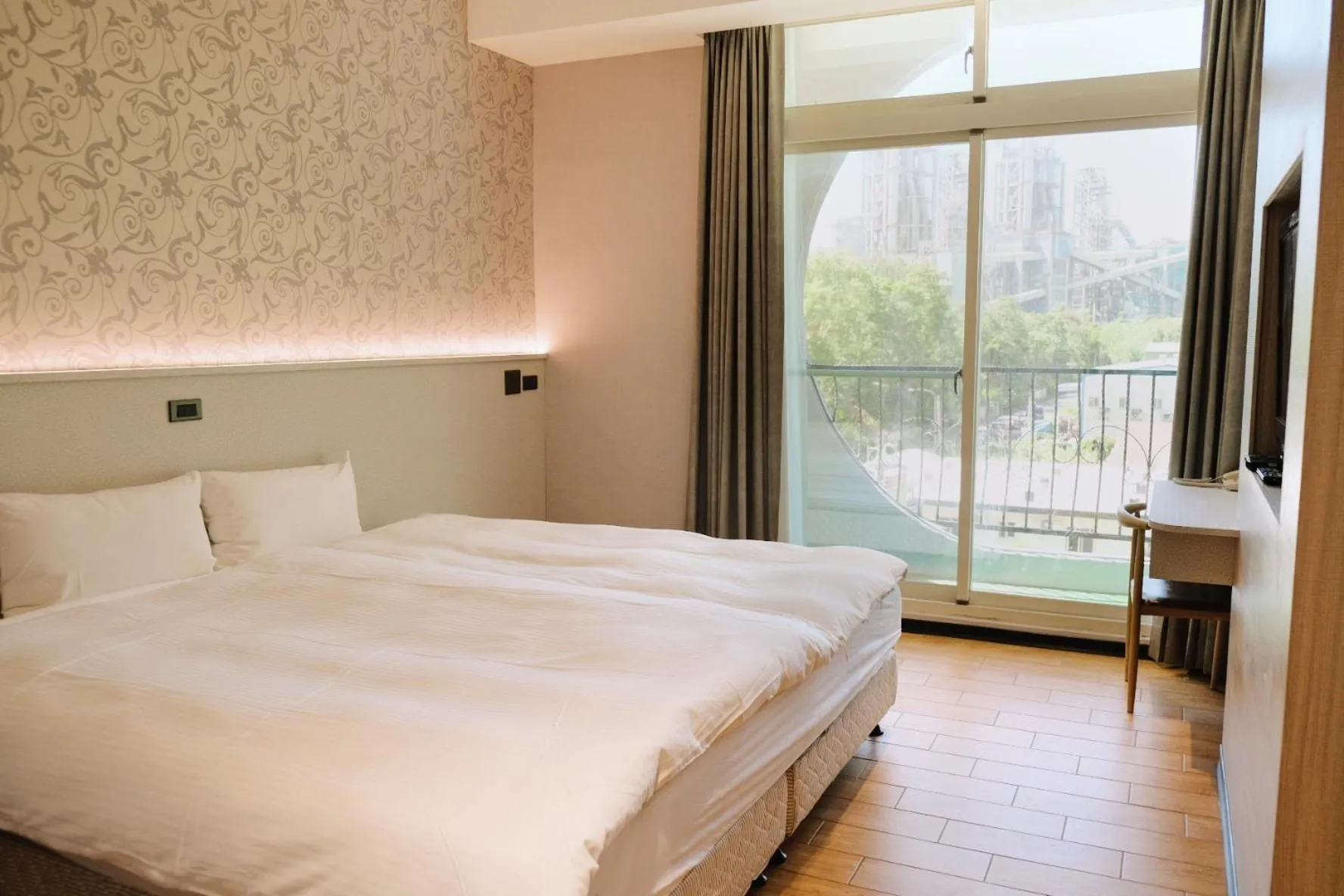 Bed in Hoping Mori Hotel