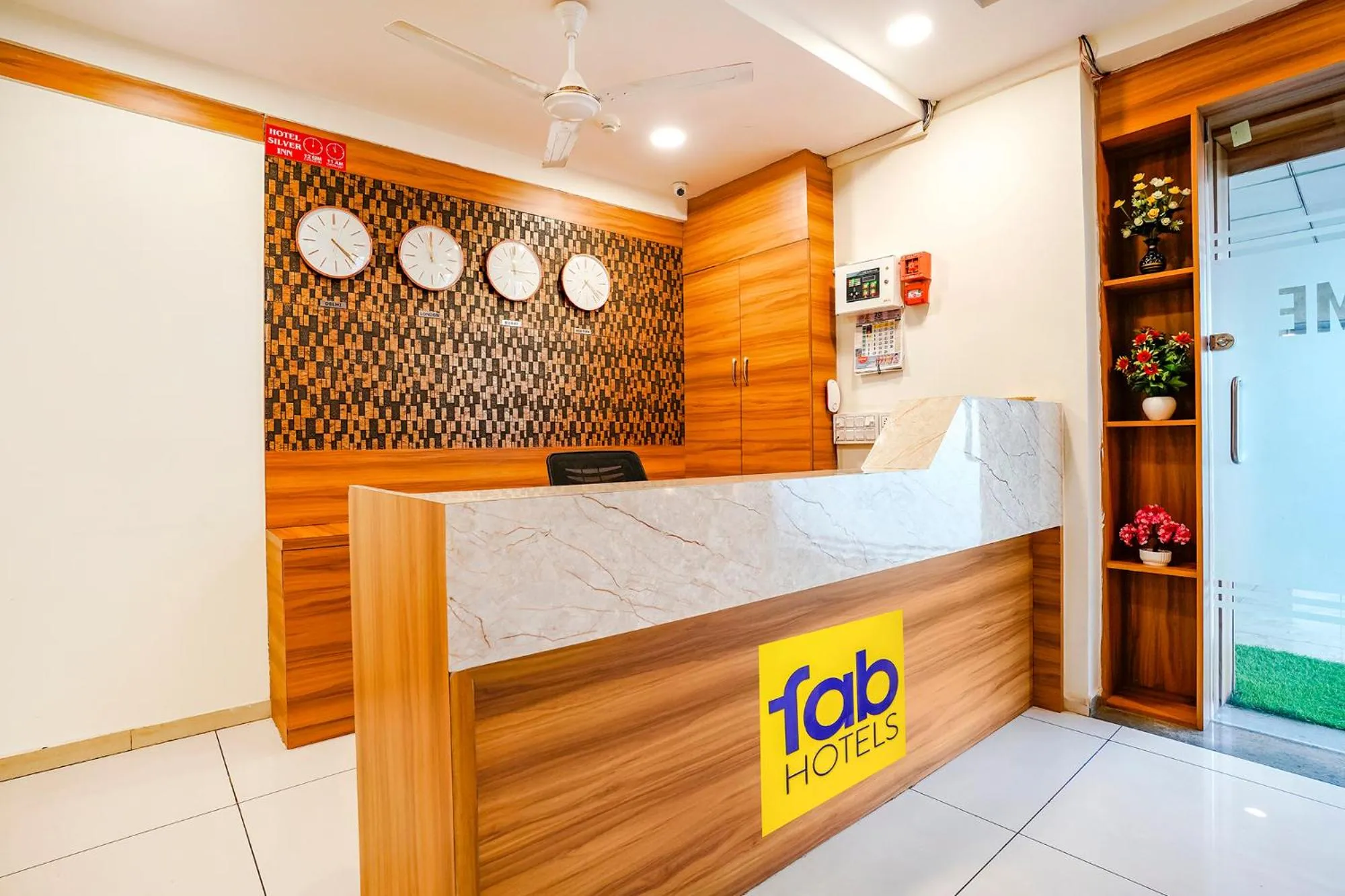 Lobby or reception in FabHotel Silver Inn