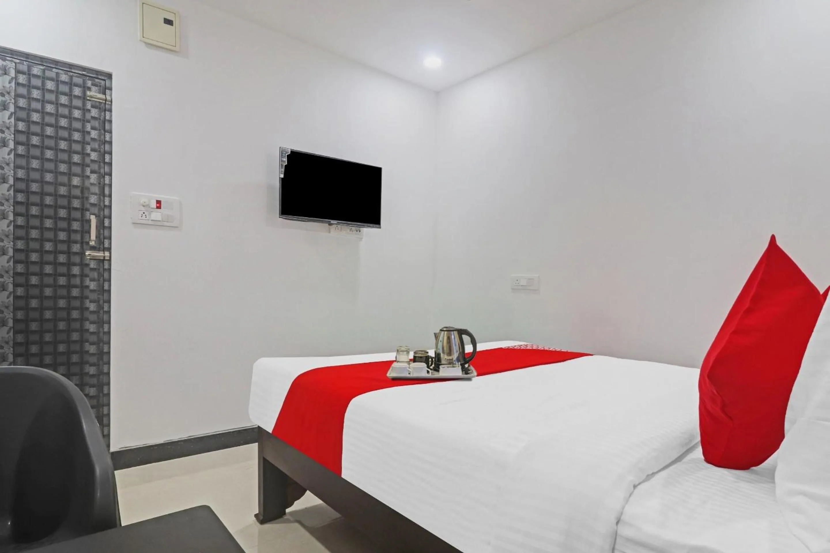 Bedroom, Bed in OYO 93463 Alwal Residency