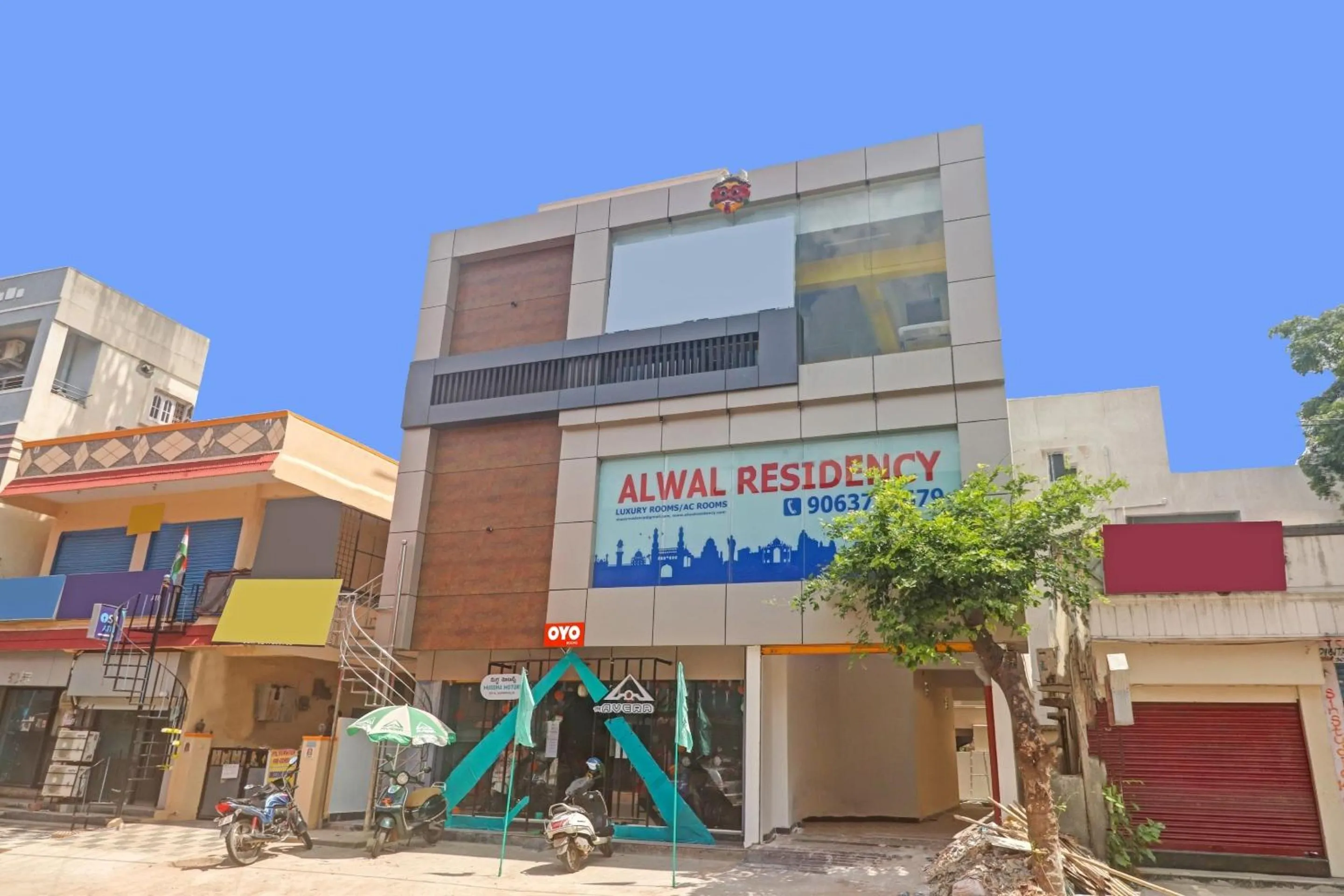 Facade/entrance in Super OYO 93463 Alwal Residency