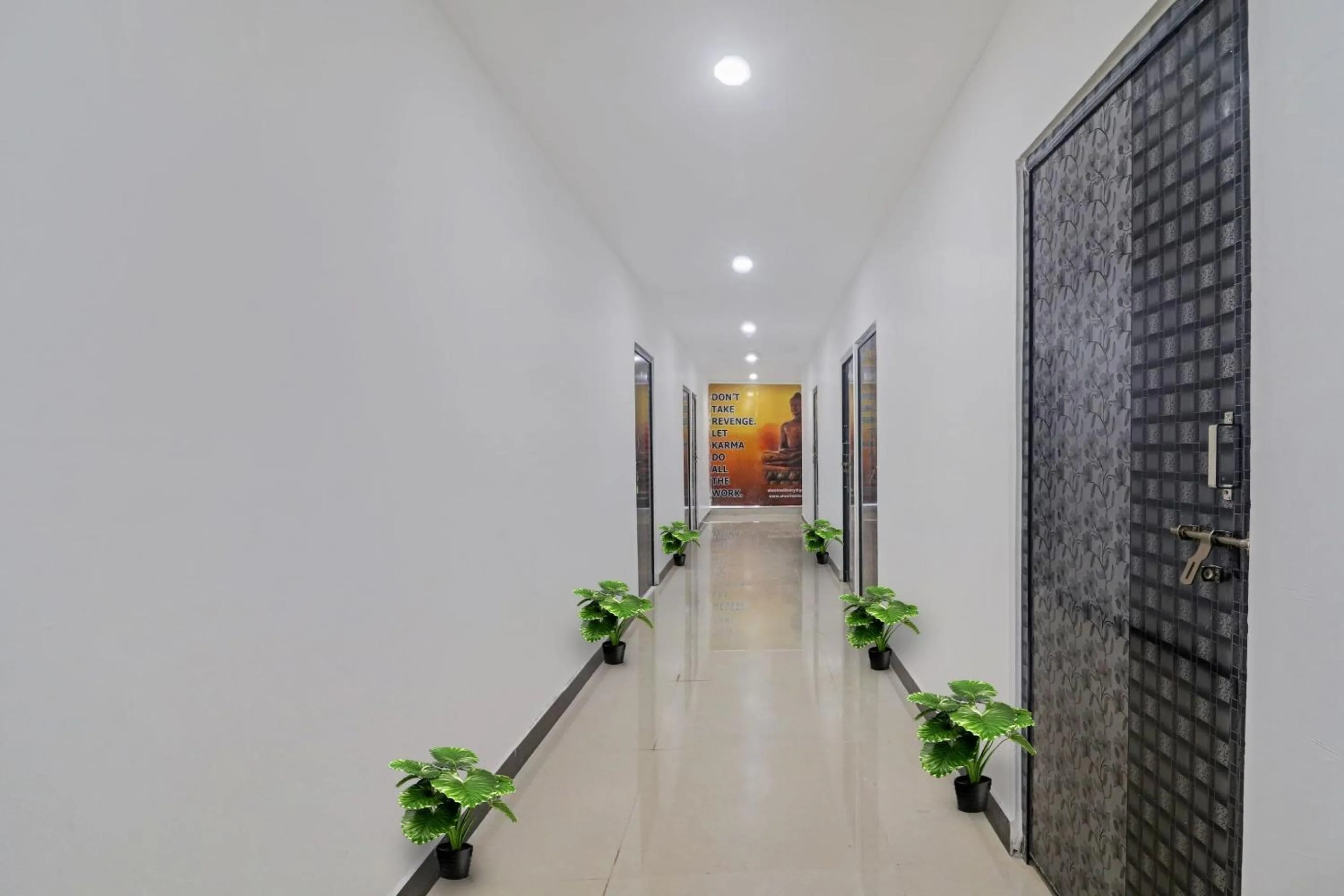 Lobby or reception in Super Hotel O Alwal Residency