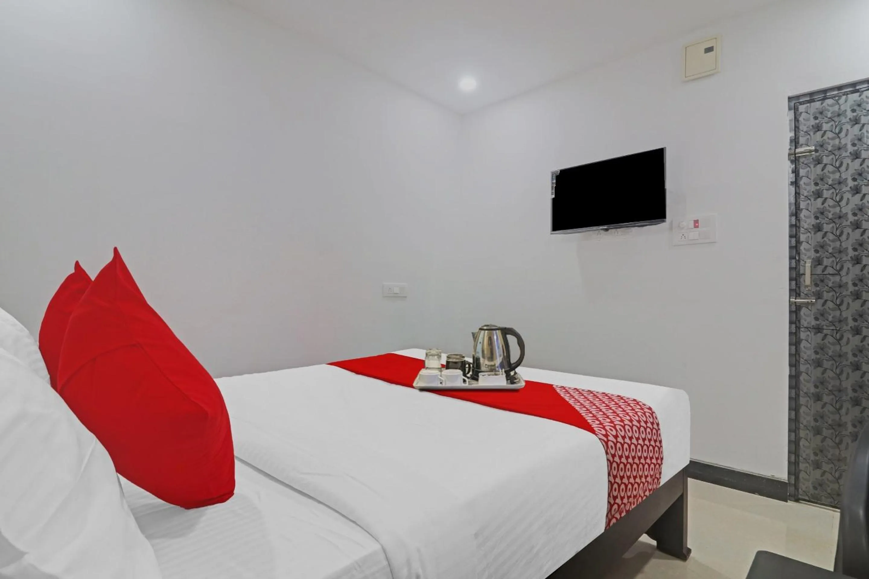 Bedroom, Bed in Super Hotel O Alwal Residency