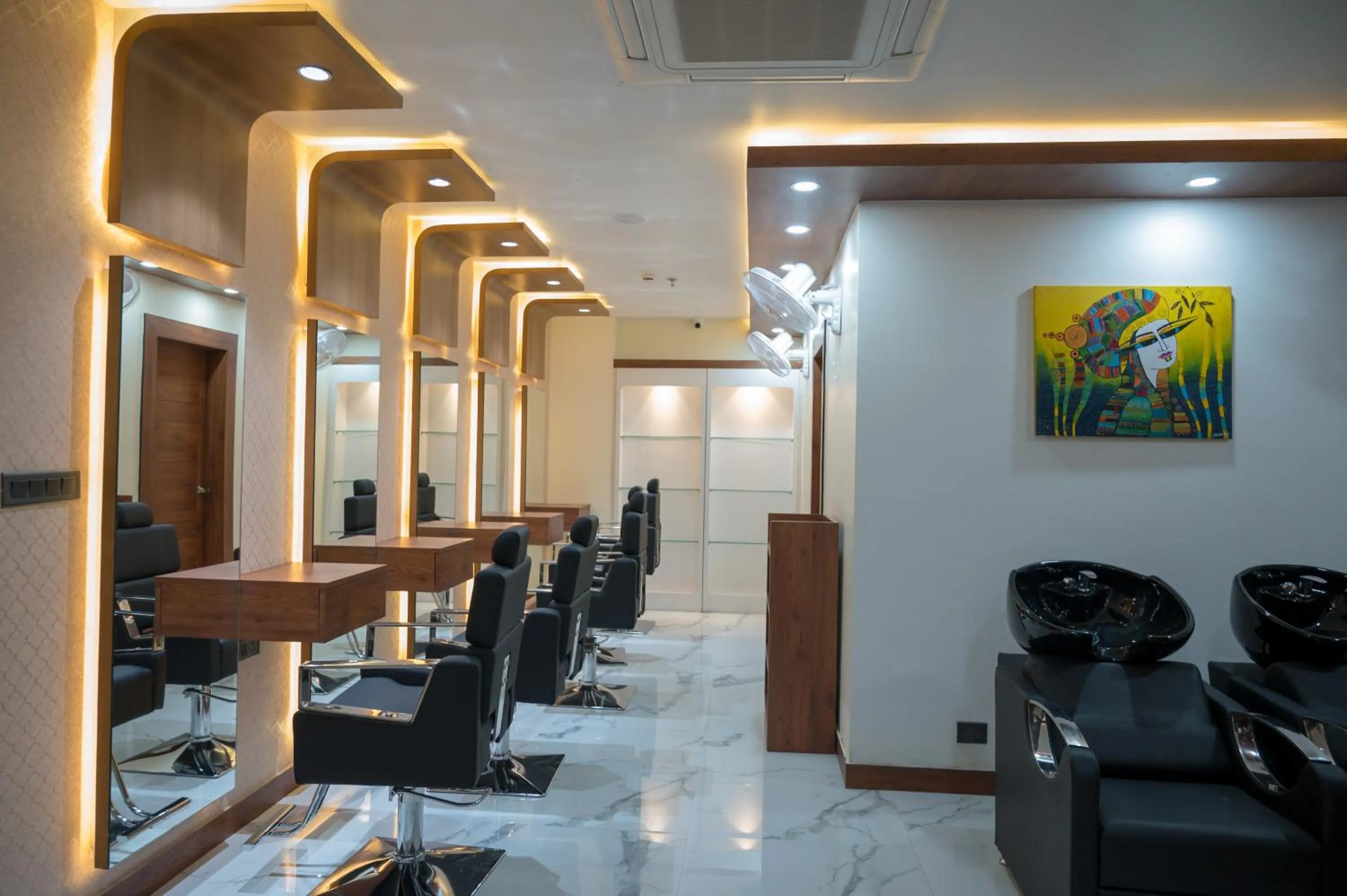 Solarium in Golden Retreat