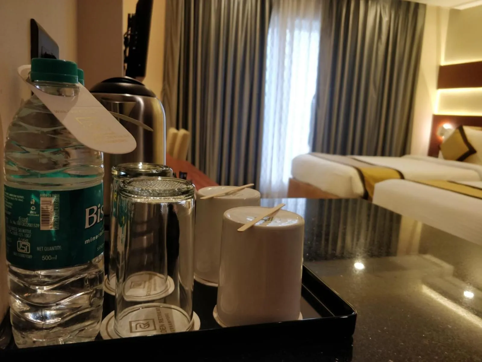 Coffee/tea facilities, Bed in Golden Retreat