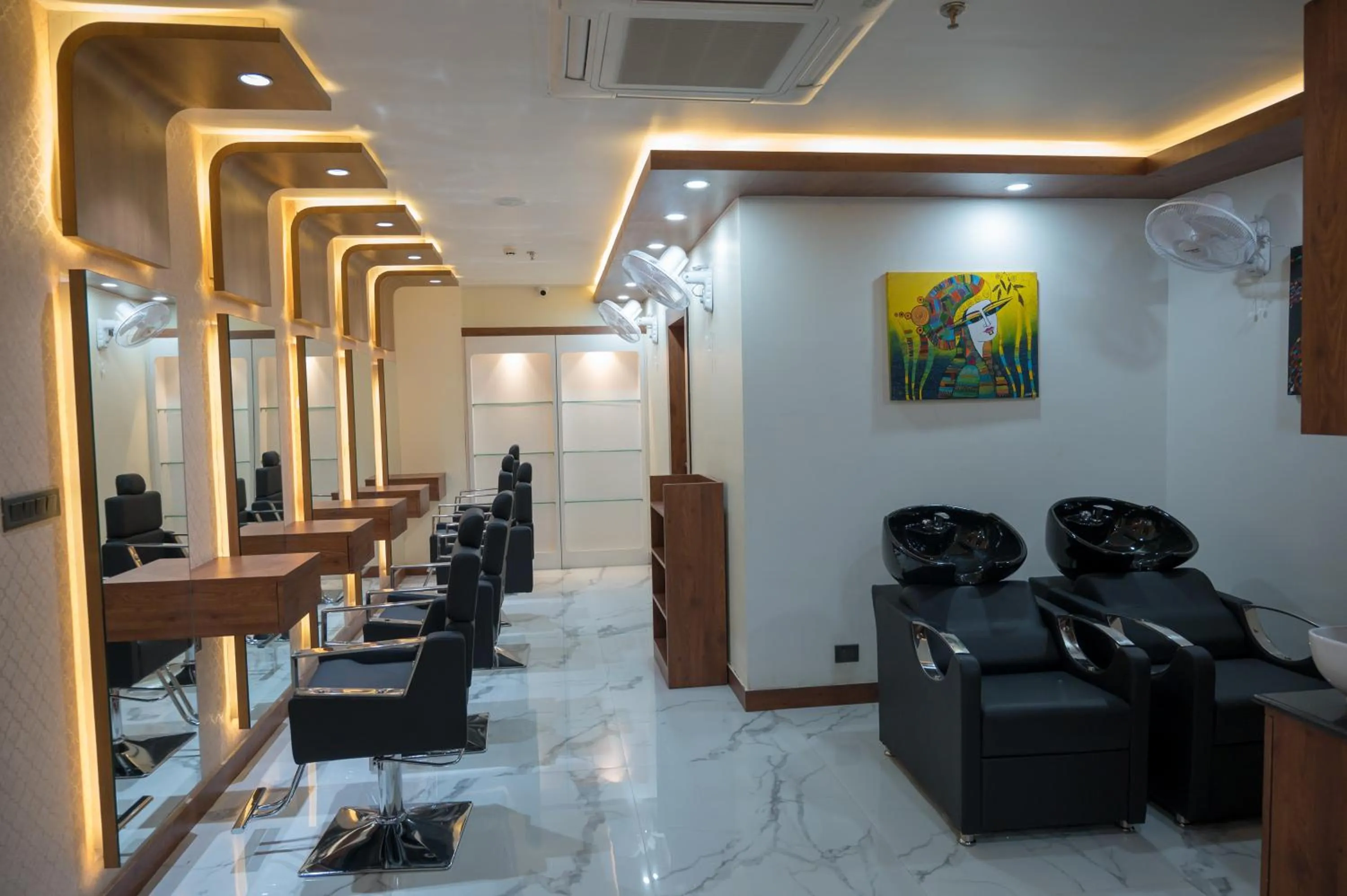 Solarium in Golden Retreat