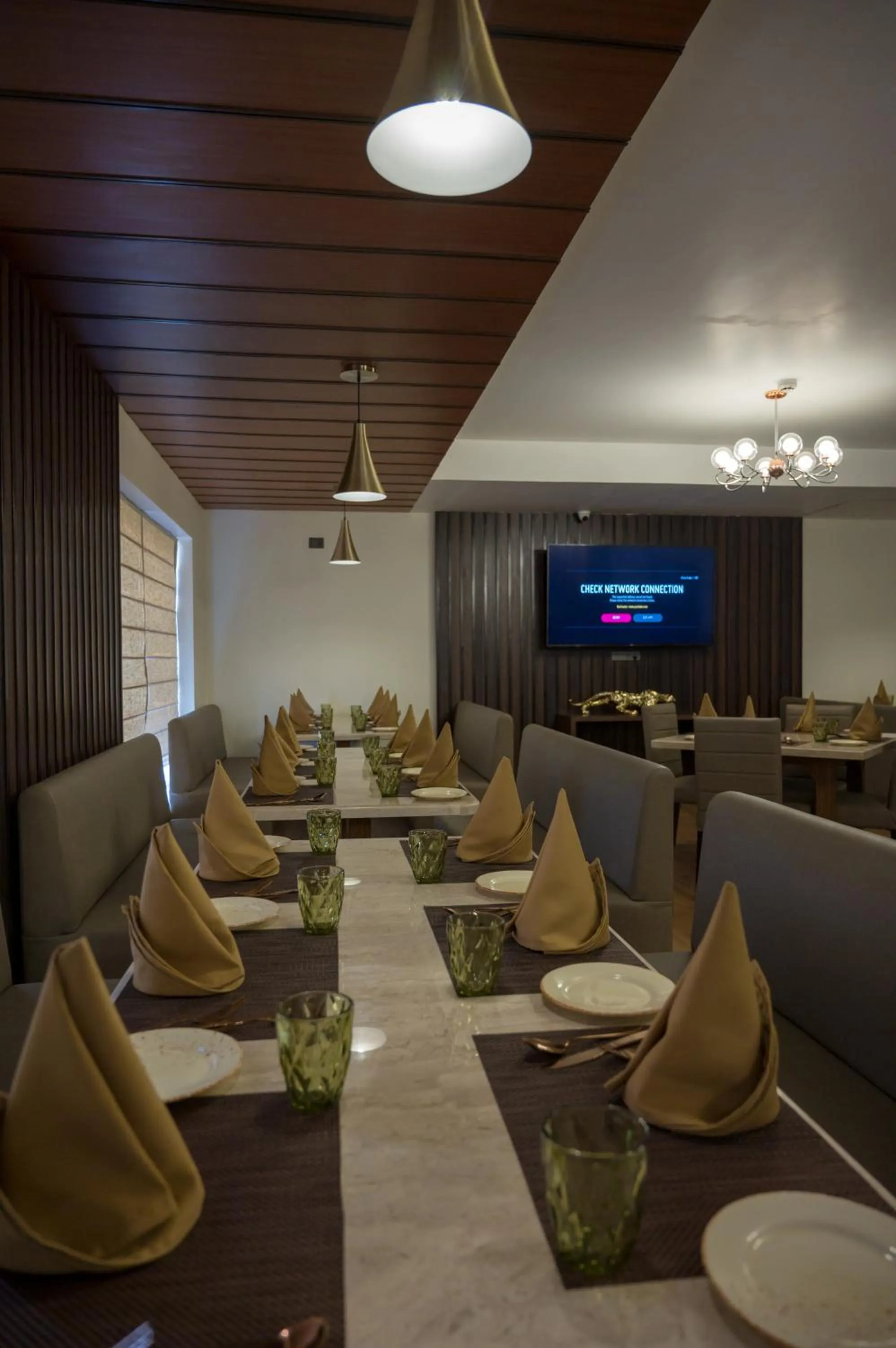 Restaurant/places to eat in Golden Retreat