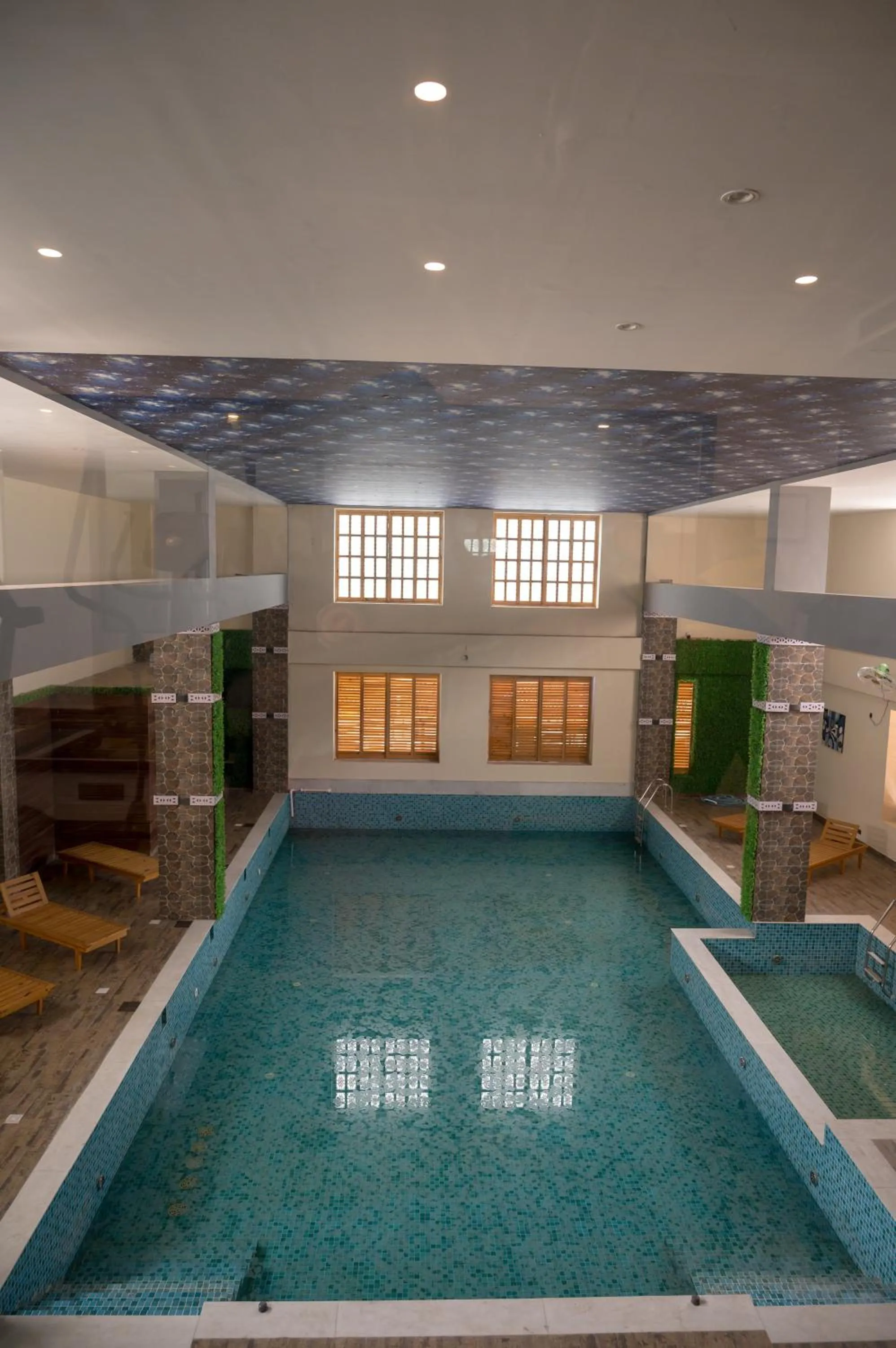 Pool view in Golden Retreat