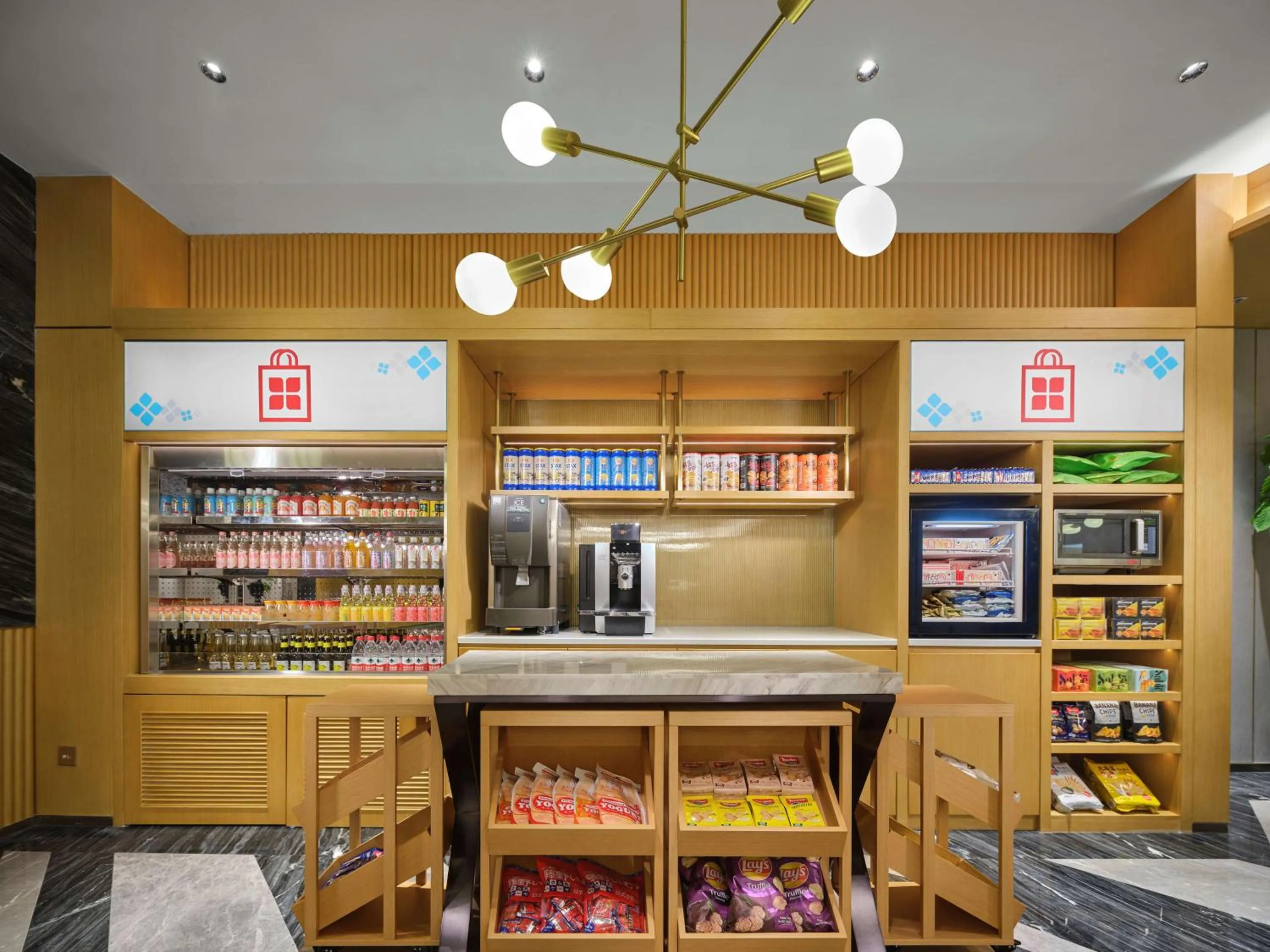 Restaurant/places to eat in Hilton Garden Inn Huzhou Anji Phoenix Mountain