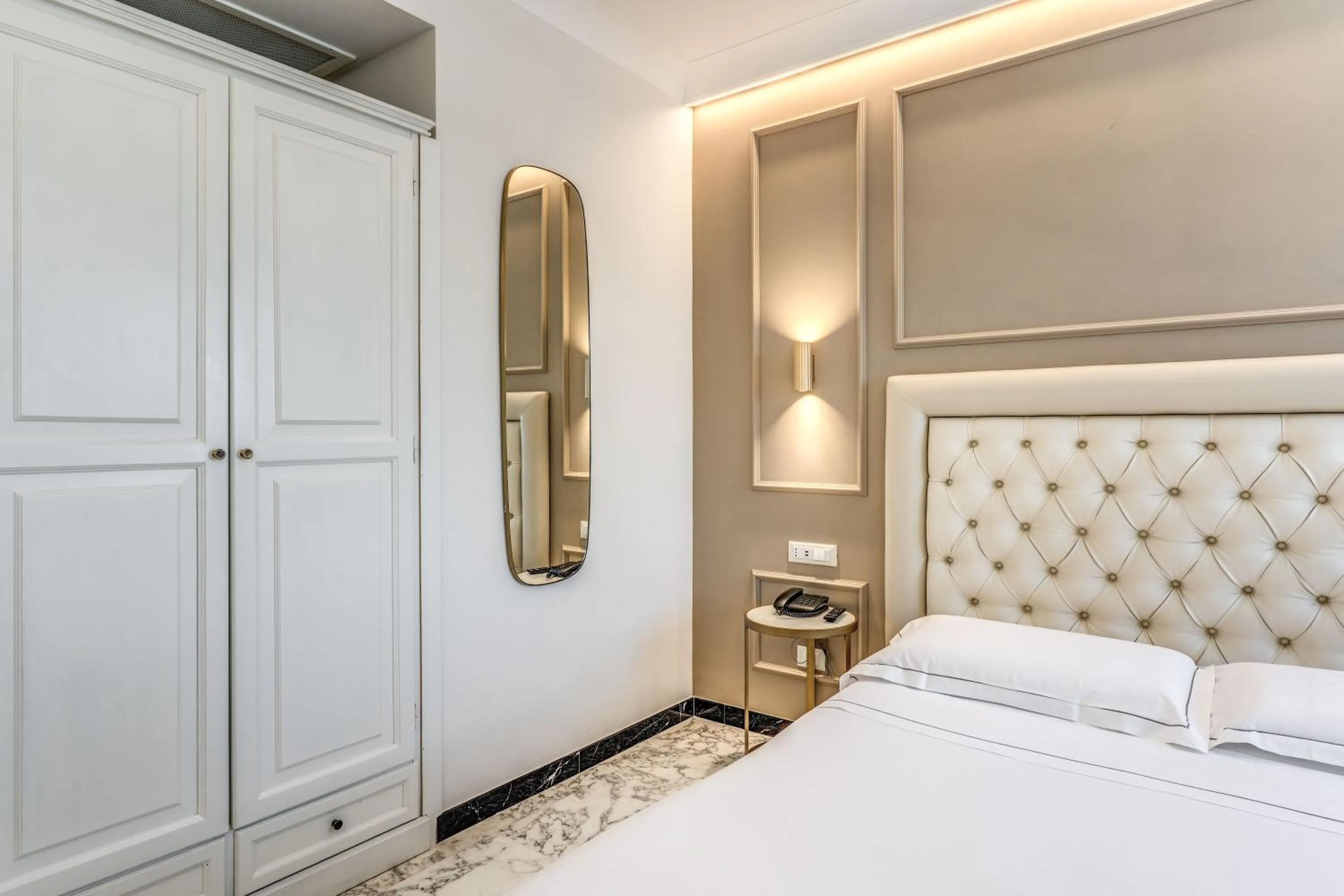 Bed in Hotel Castel Vecchio