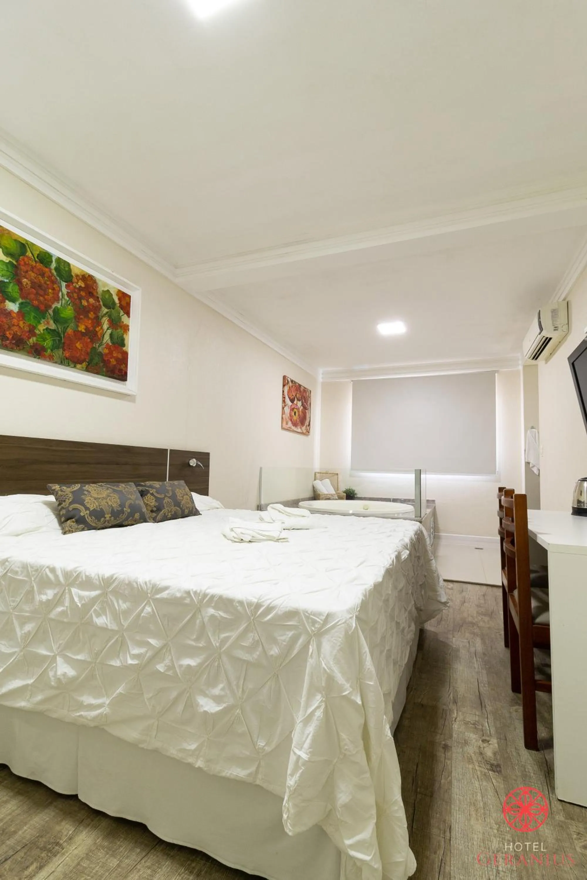 Bed in Hotel Geranius Ingleses