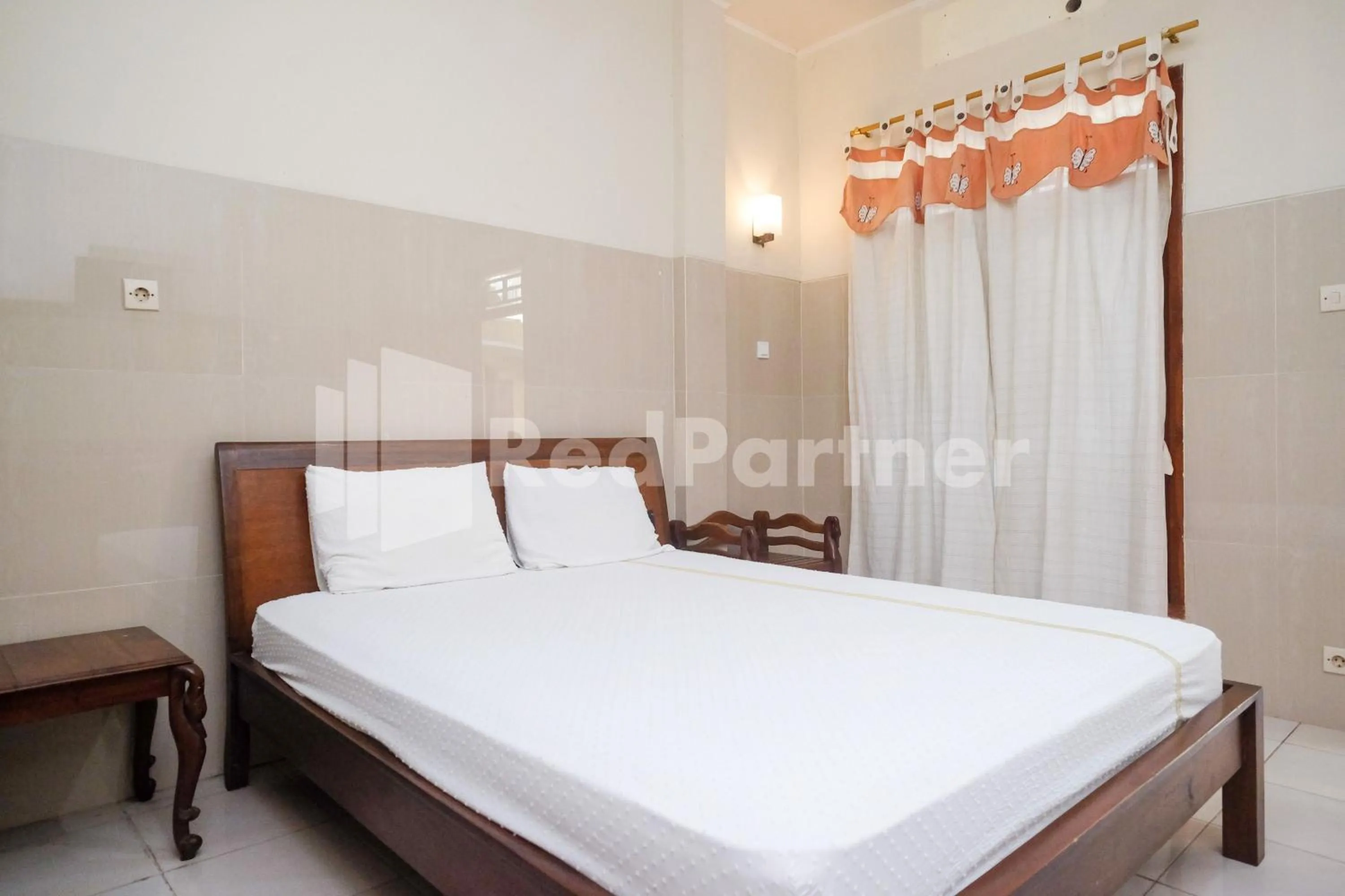 Bed in Wisma Garuda Syariah Condoongcatur Mitra RedDoorz