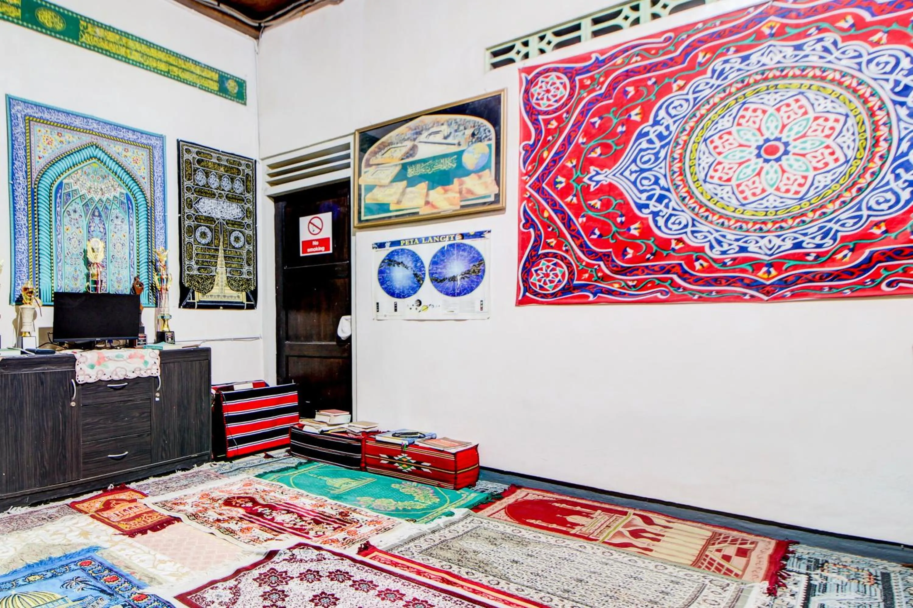 Lobby or reception in Hotel O Seturan Near Ugm Formerly Palem Kecut