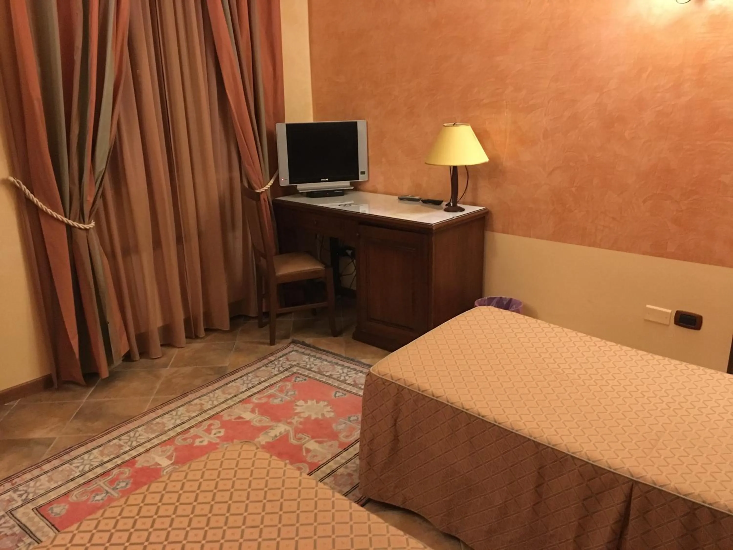 Bedroom, Bed in Hotel Al Ritrovo