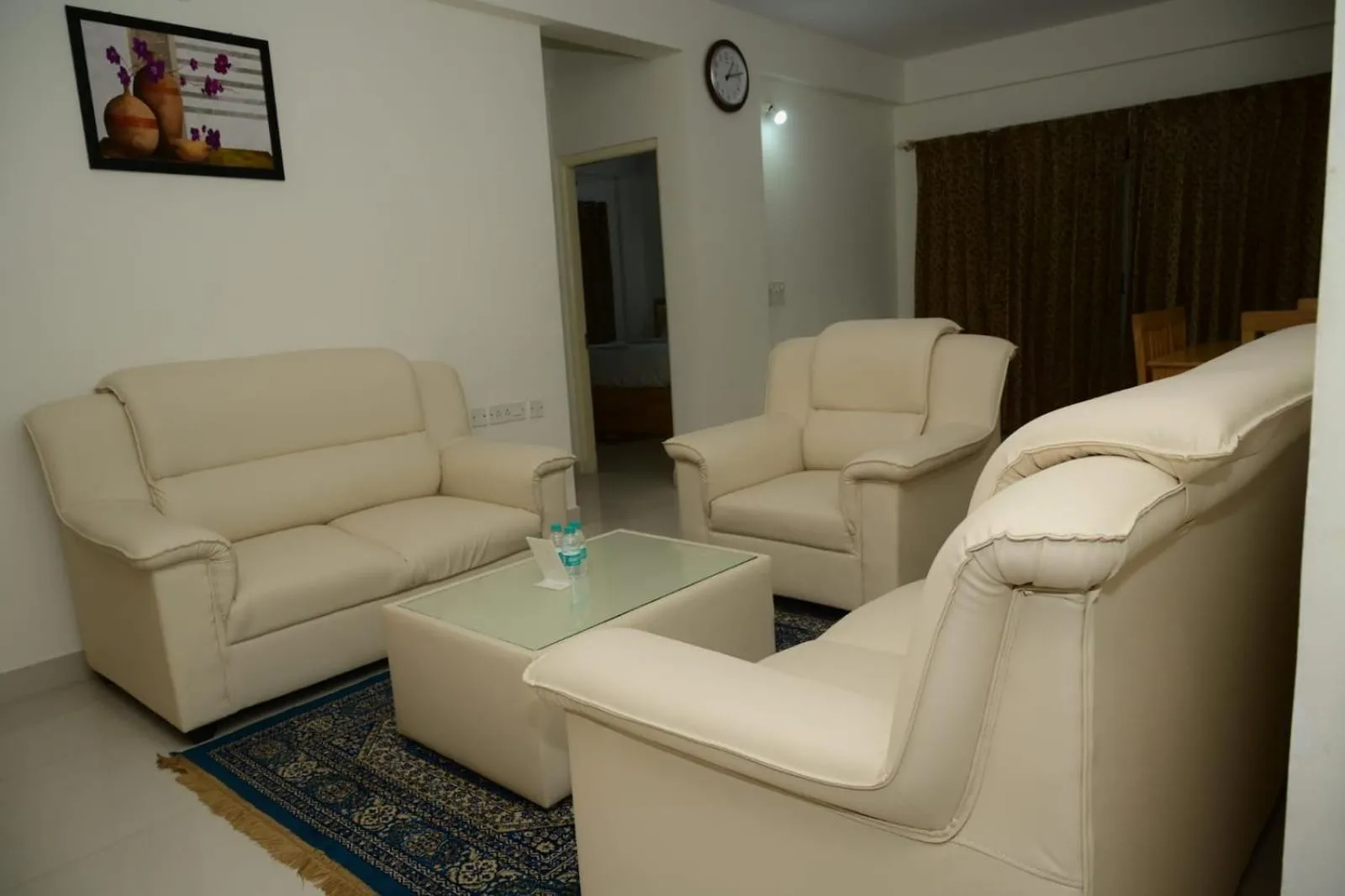 Windfall Service Apartment