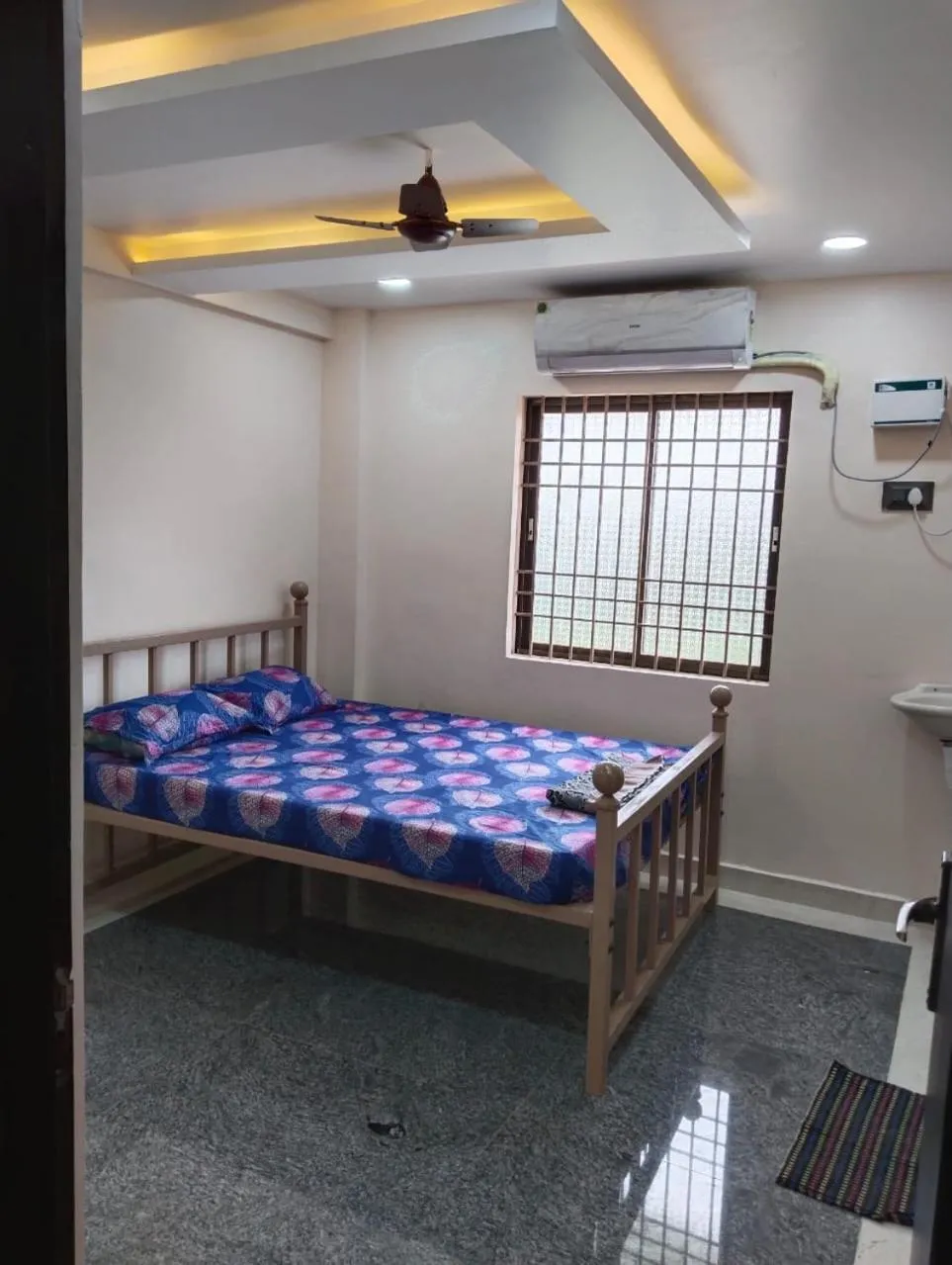 Bedroom, Bed in VIJAY BALAJI MAHAL A/C