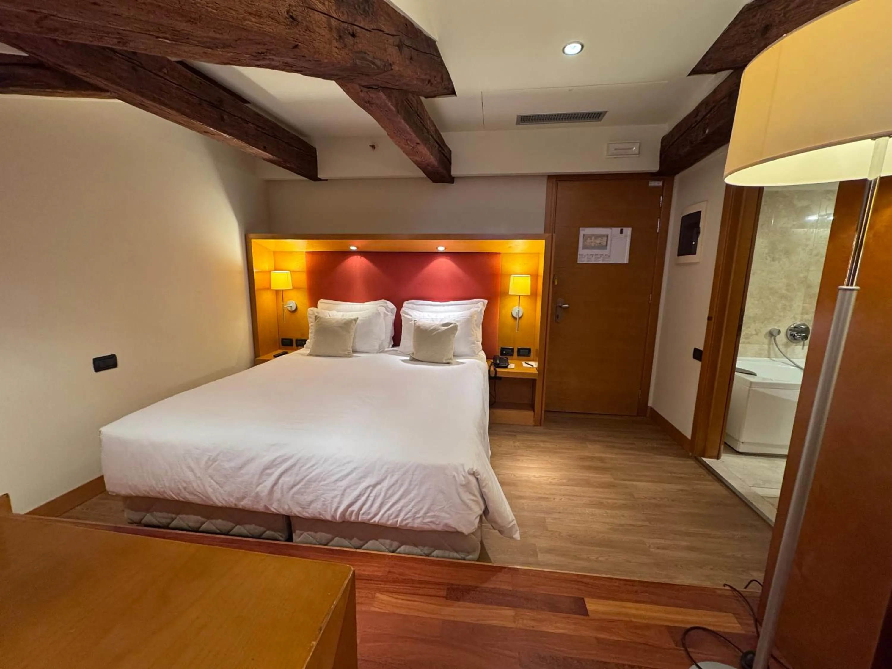 Bedroom, Bed in Ruzzini Palace Hotel