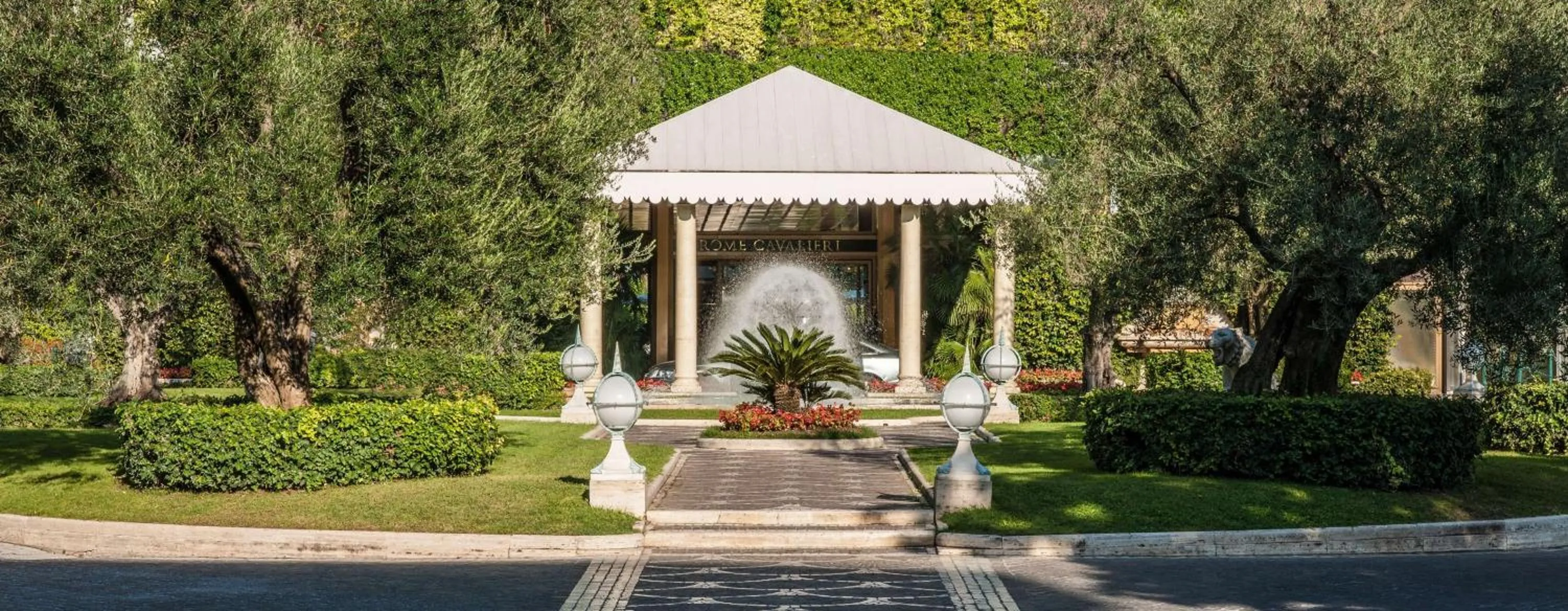Property building in Rome Cavalieri, A Waldorf Astoria Hotel