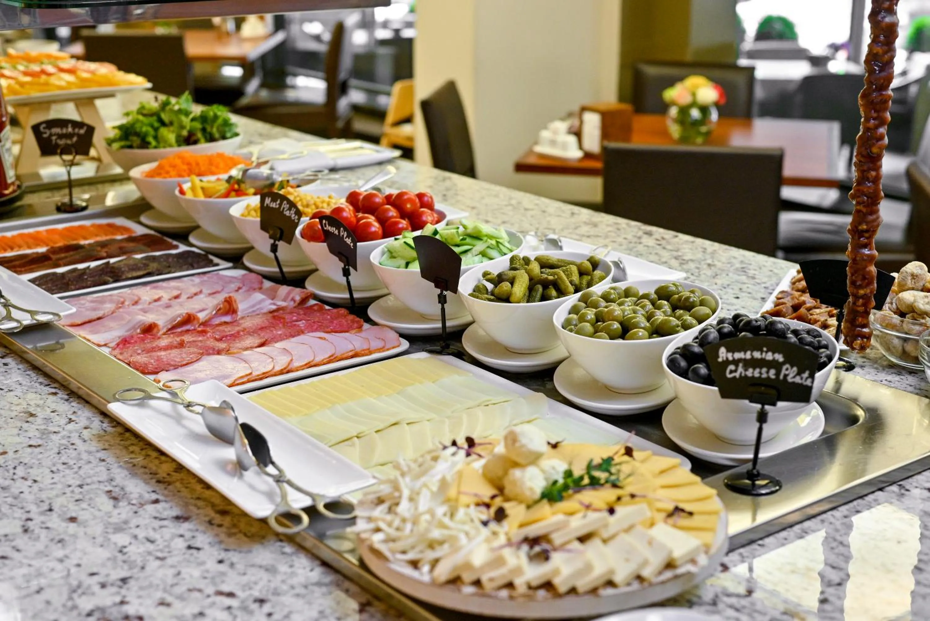 Restaurant/places to eat in Yerevan Place Hotel