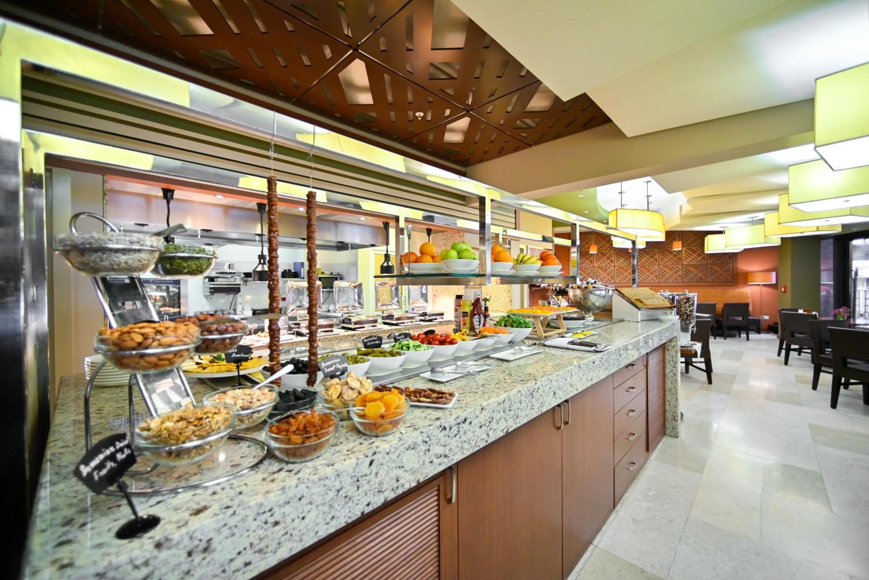 Breakfast in Yerevan Place Hotel