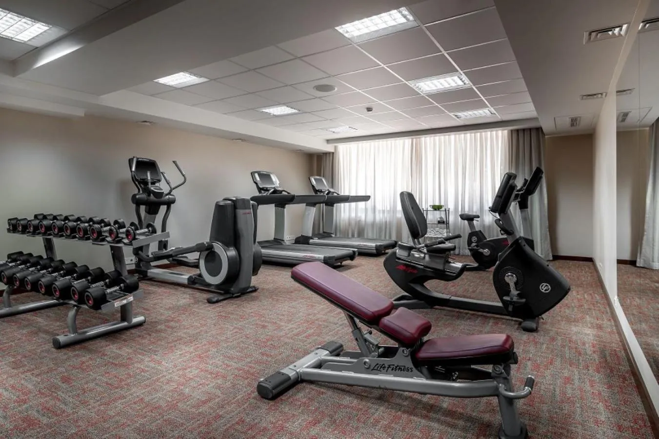 Fitness centre/facilities in Yerevan Place Hotel