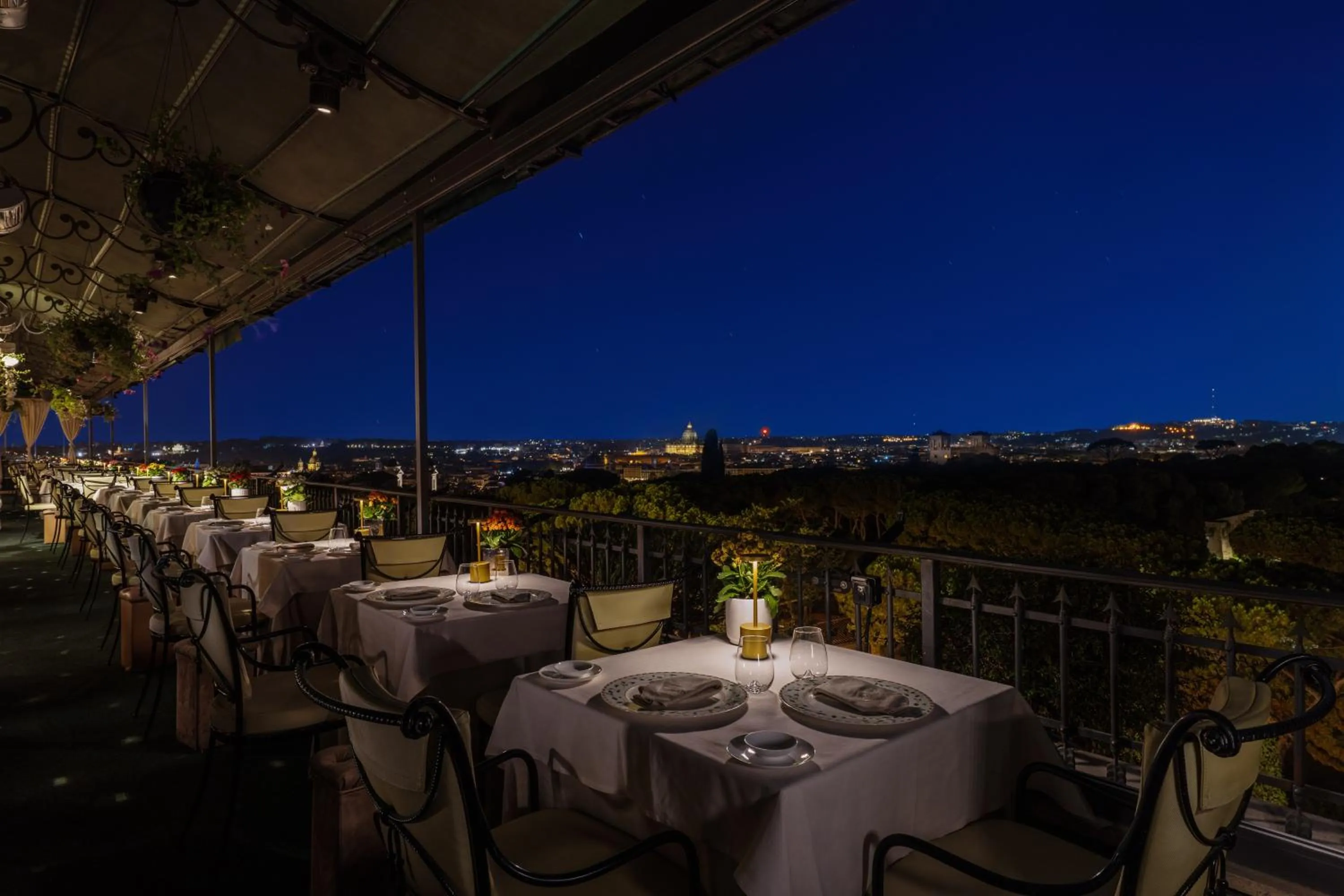 Restaurant/places to eat in Hotel Splendide Royal - The Leading Hotels of the World