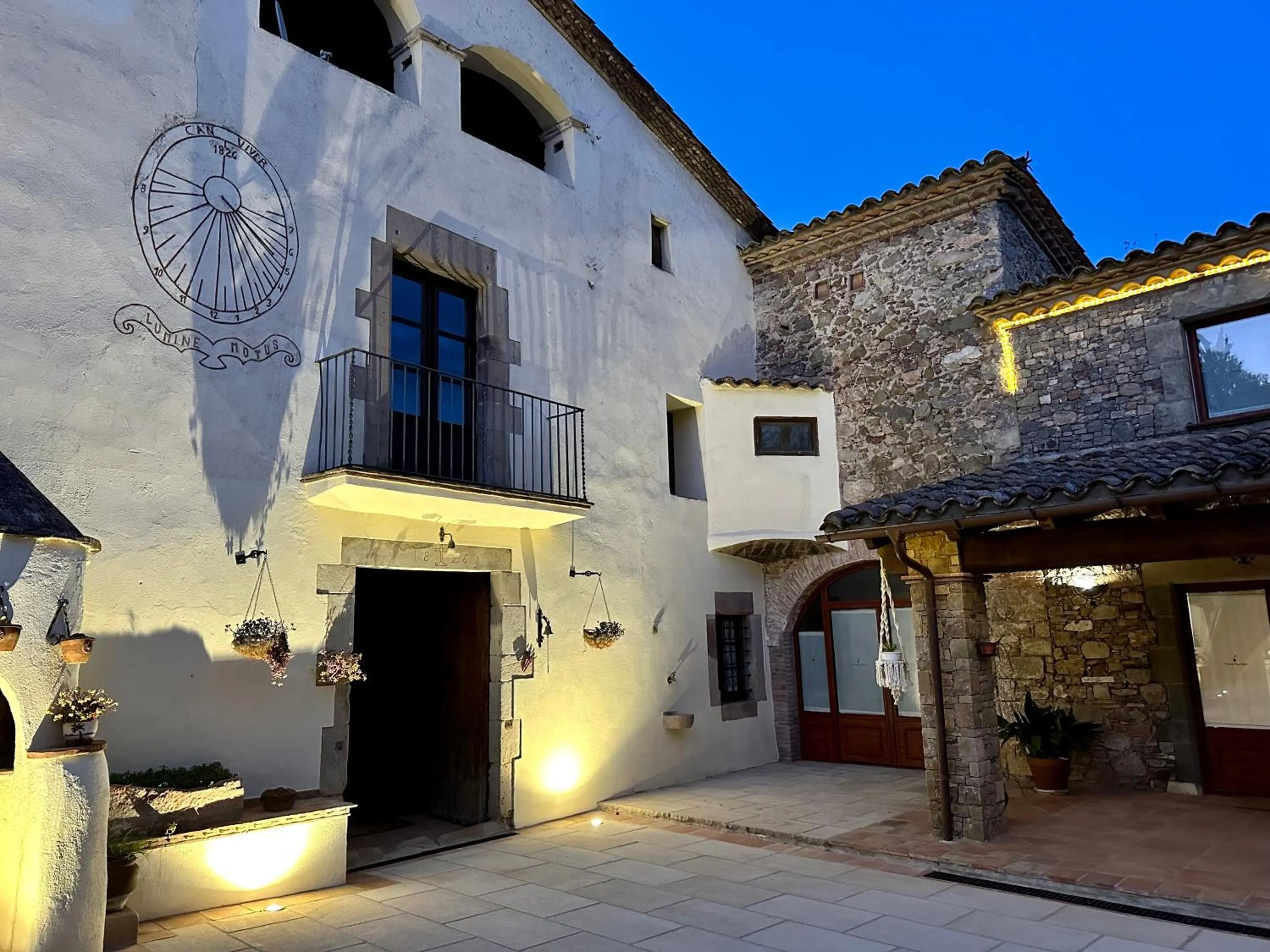 Property building in Masia Can Viver - Olive oil tourism B&B