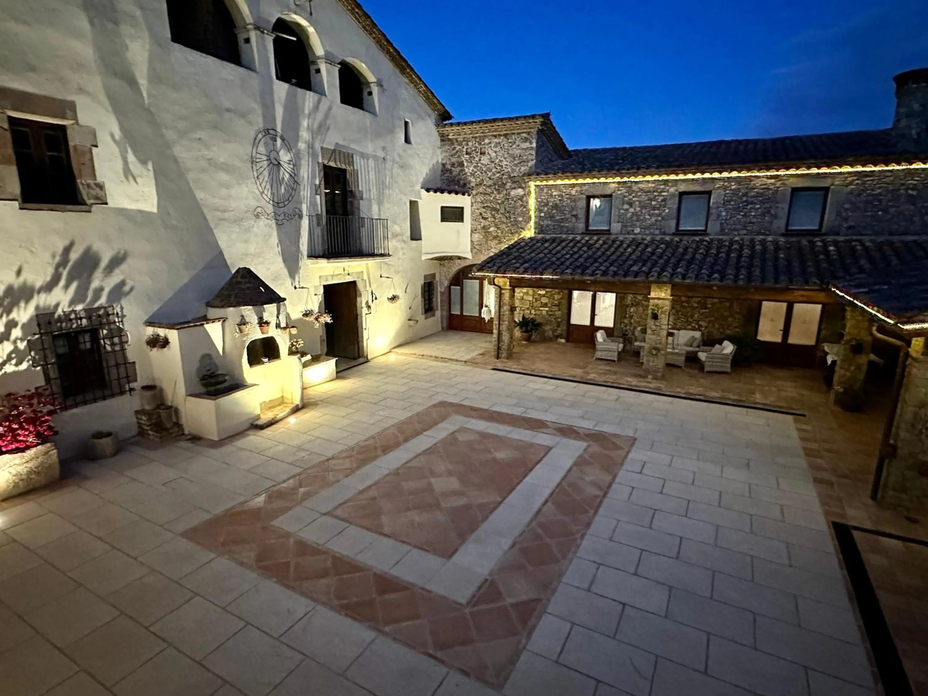 Property building in Masia Can Viver - Olive oil tourism B&B