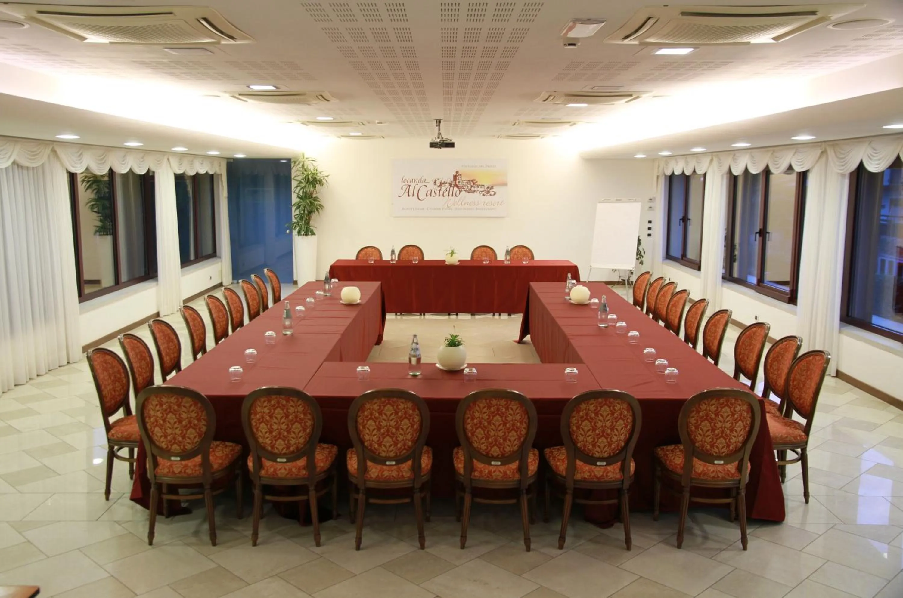 Meeting/conference room in Locanda al Castello Wellness Resort