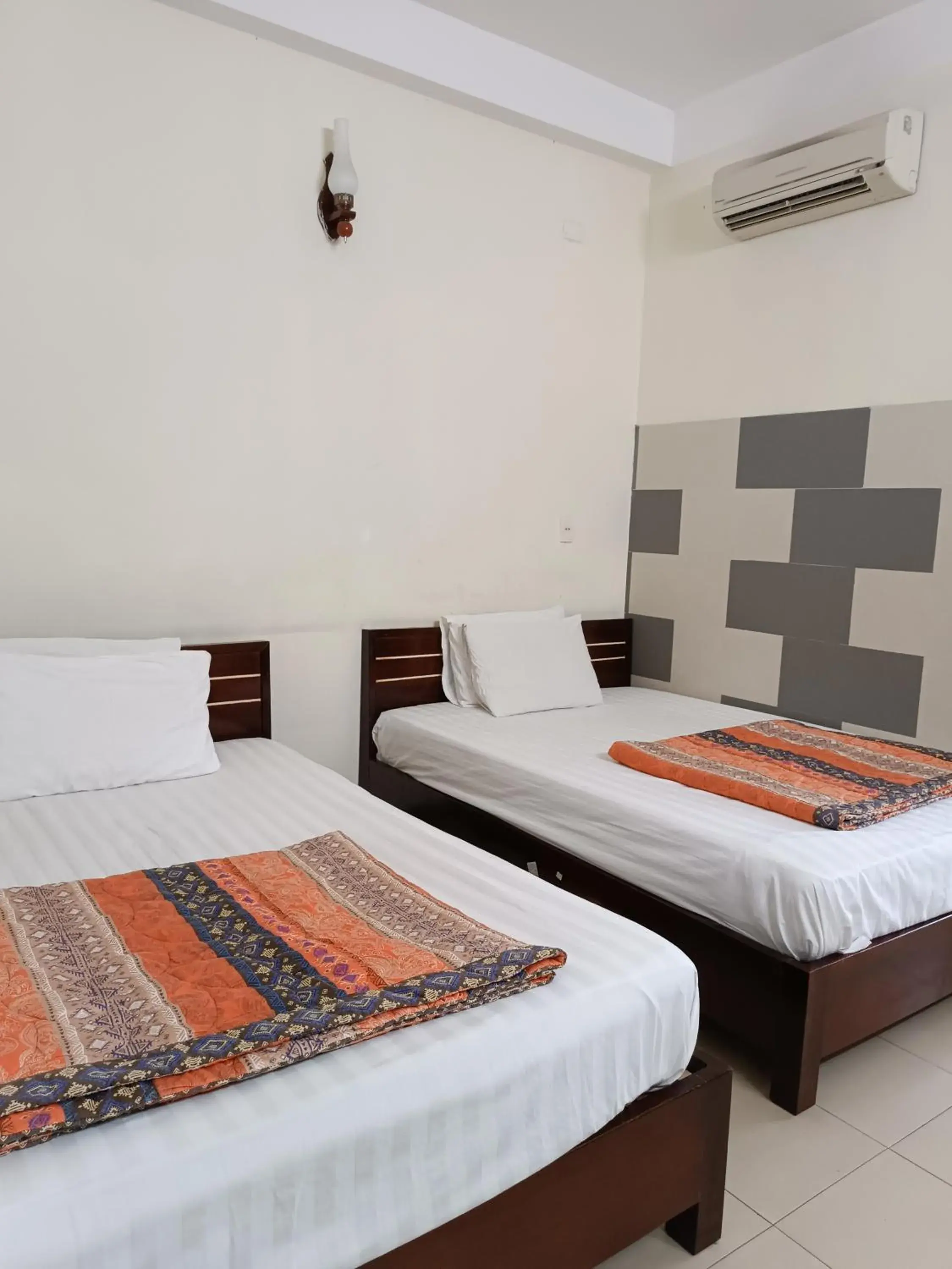 Superior Family Room in OYO 1171 Tay Hai Hotel Superior Family Room in OYO 1171 Tay Hai Hotel