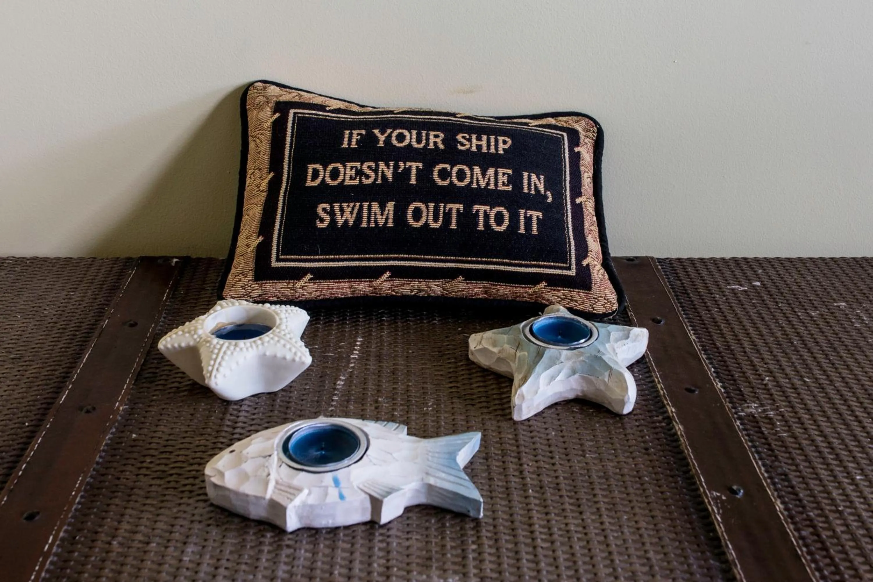 Text overlay in Canalside Restaurant & Inn