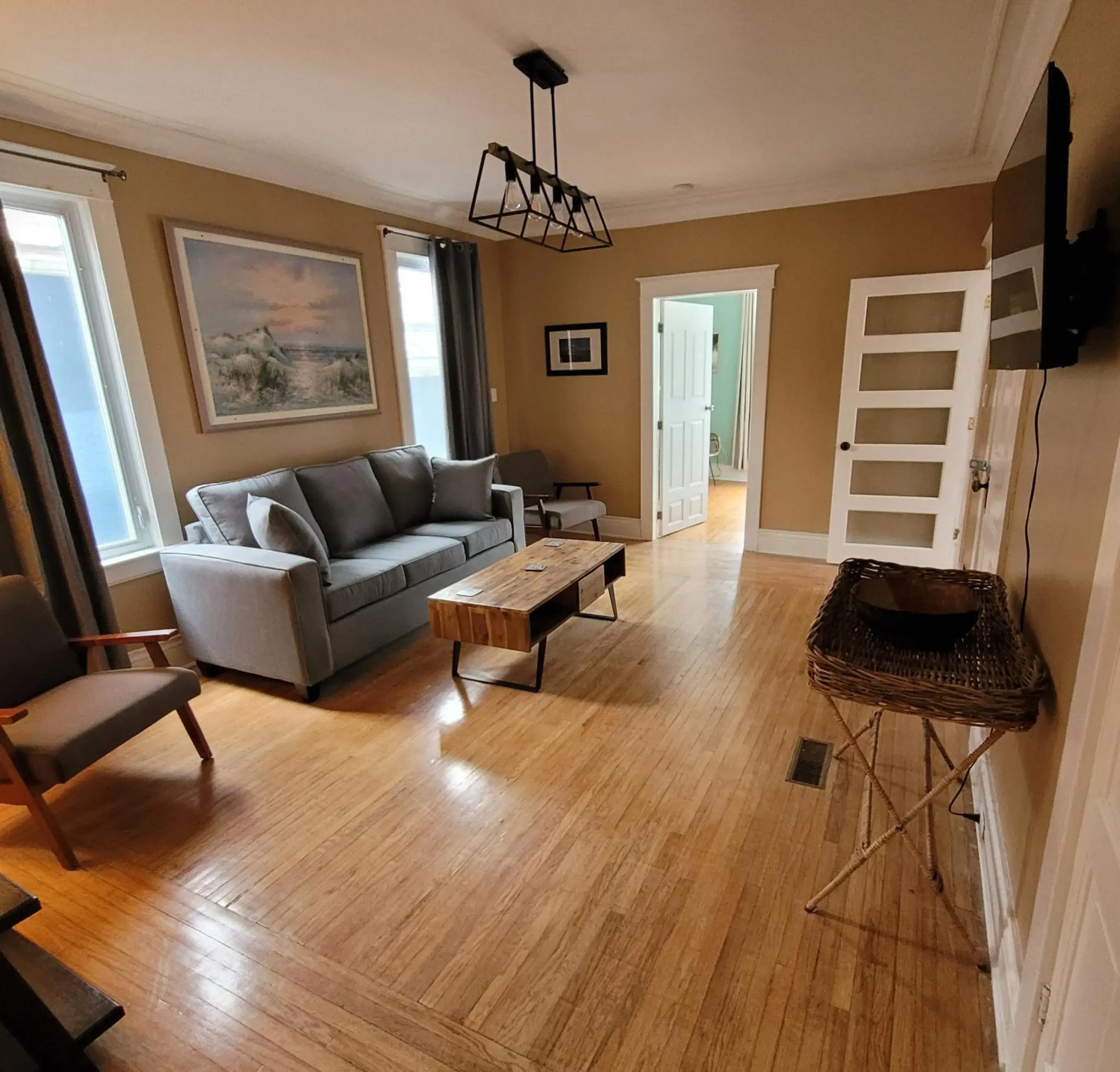 Apartment with Balcony in Canalside Restaurant & Inn Apartment with Balcony in Canalside Restaurant & Inn