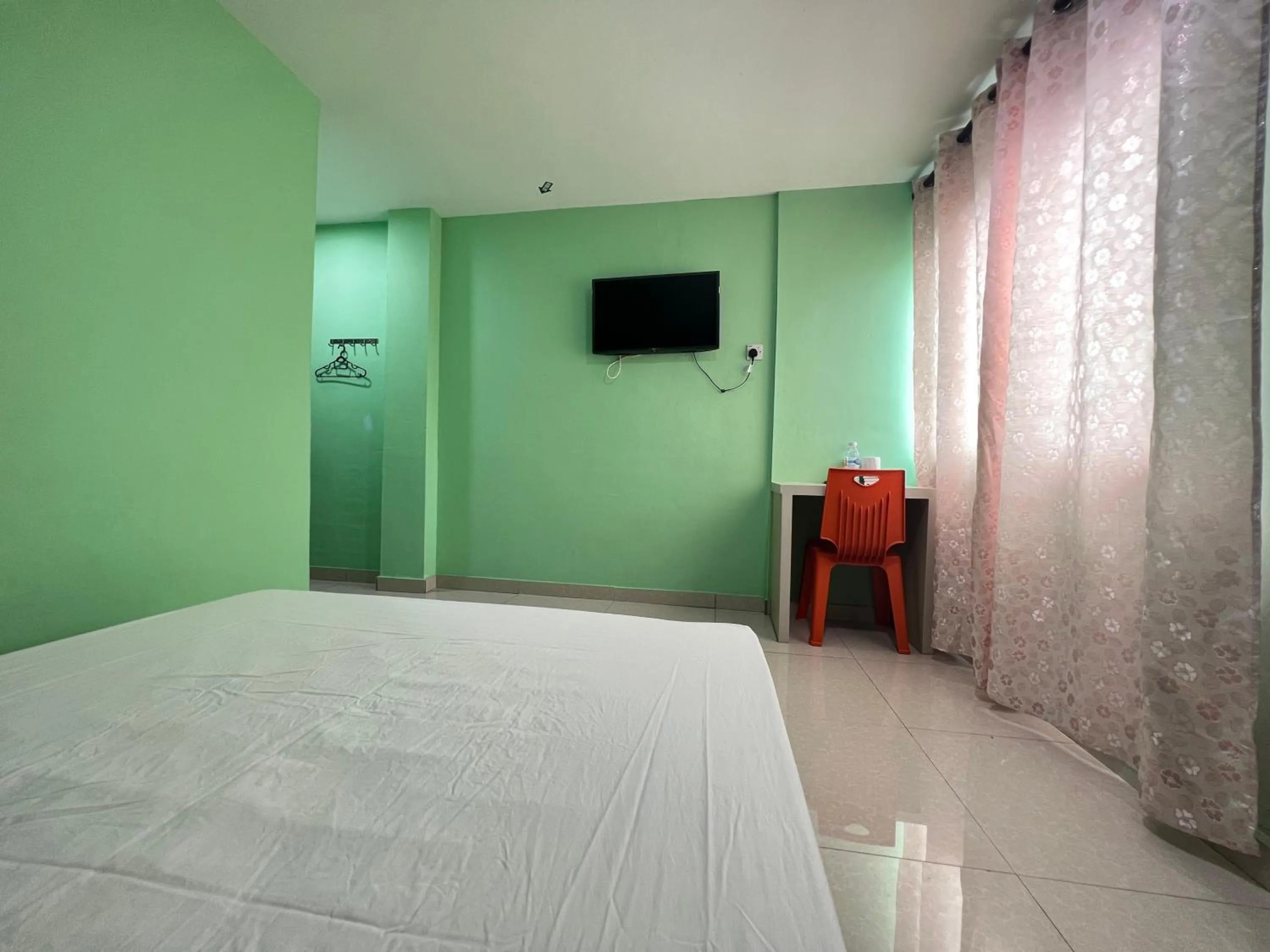 Bedroom in Stutong Point managed by SECOM