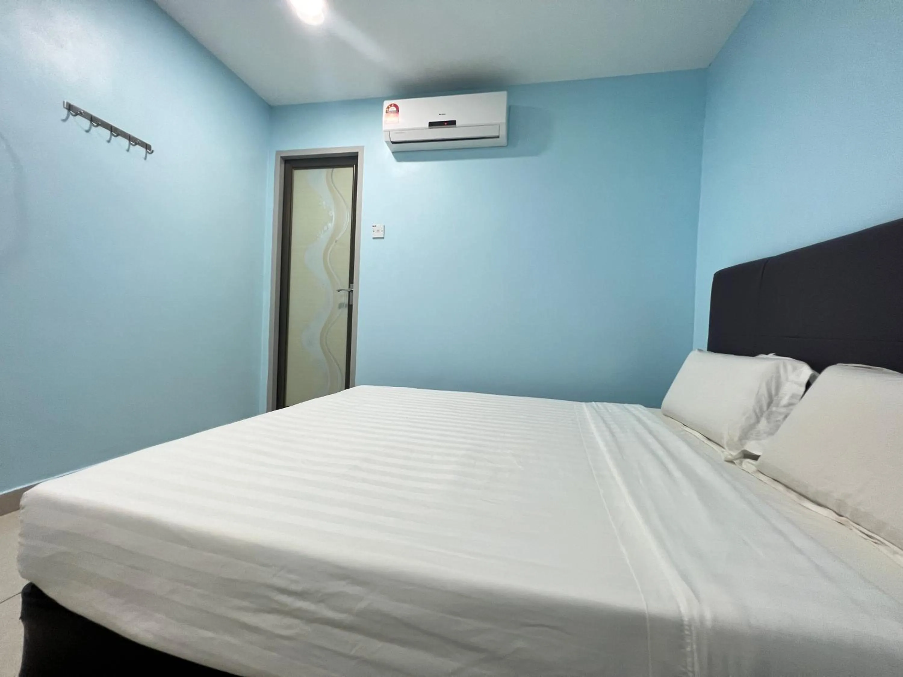 Bedroom in Stutong Point managed by SECOM