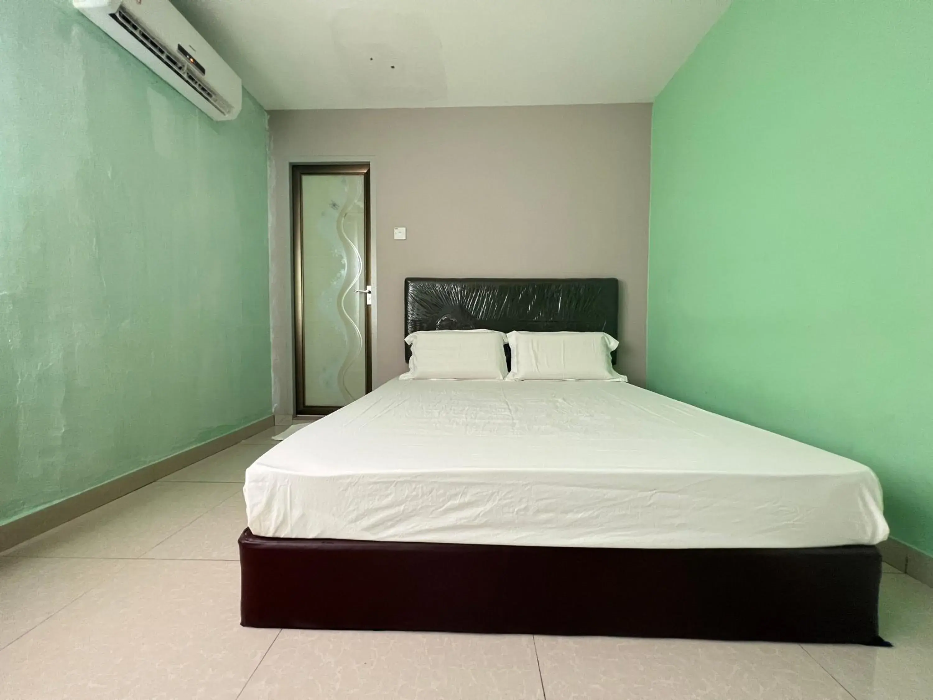 Deluxe Double Room in Stutong Point managed by SECOM Deluxe Double Room in Stutong Point managed by SECOM
