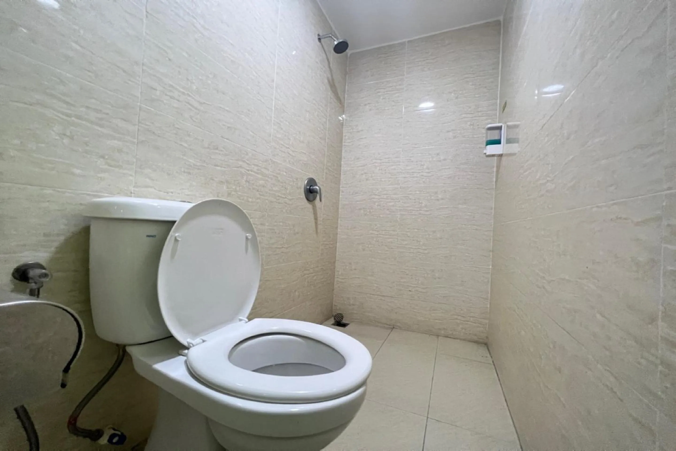 Bathroom in Stutong Point managed by SECOM