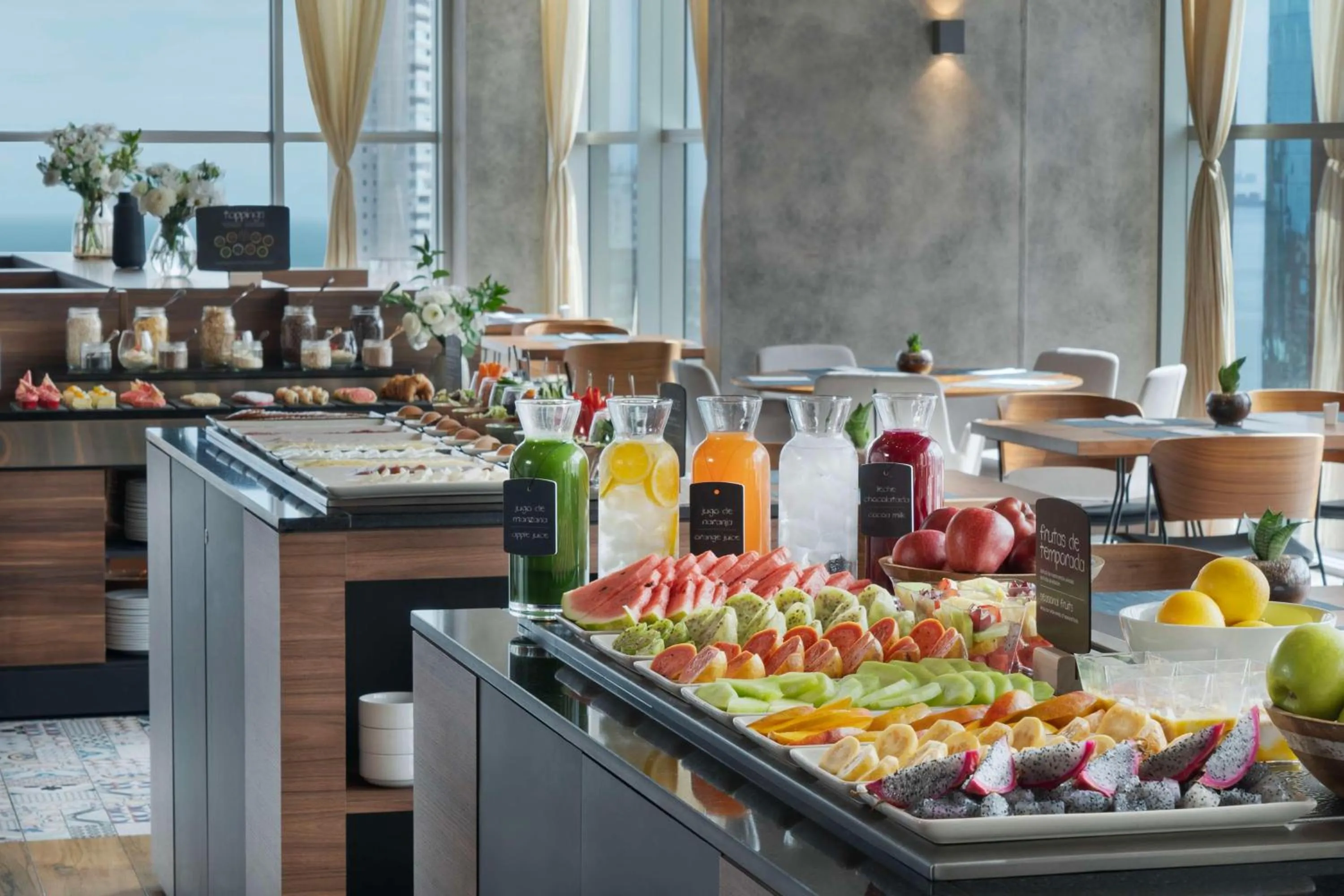 Breakfast in NH Iquique Pacifico