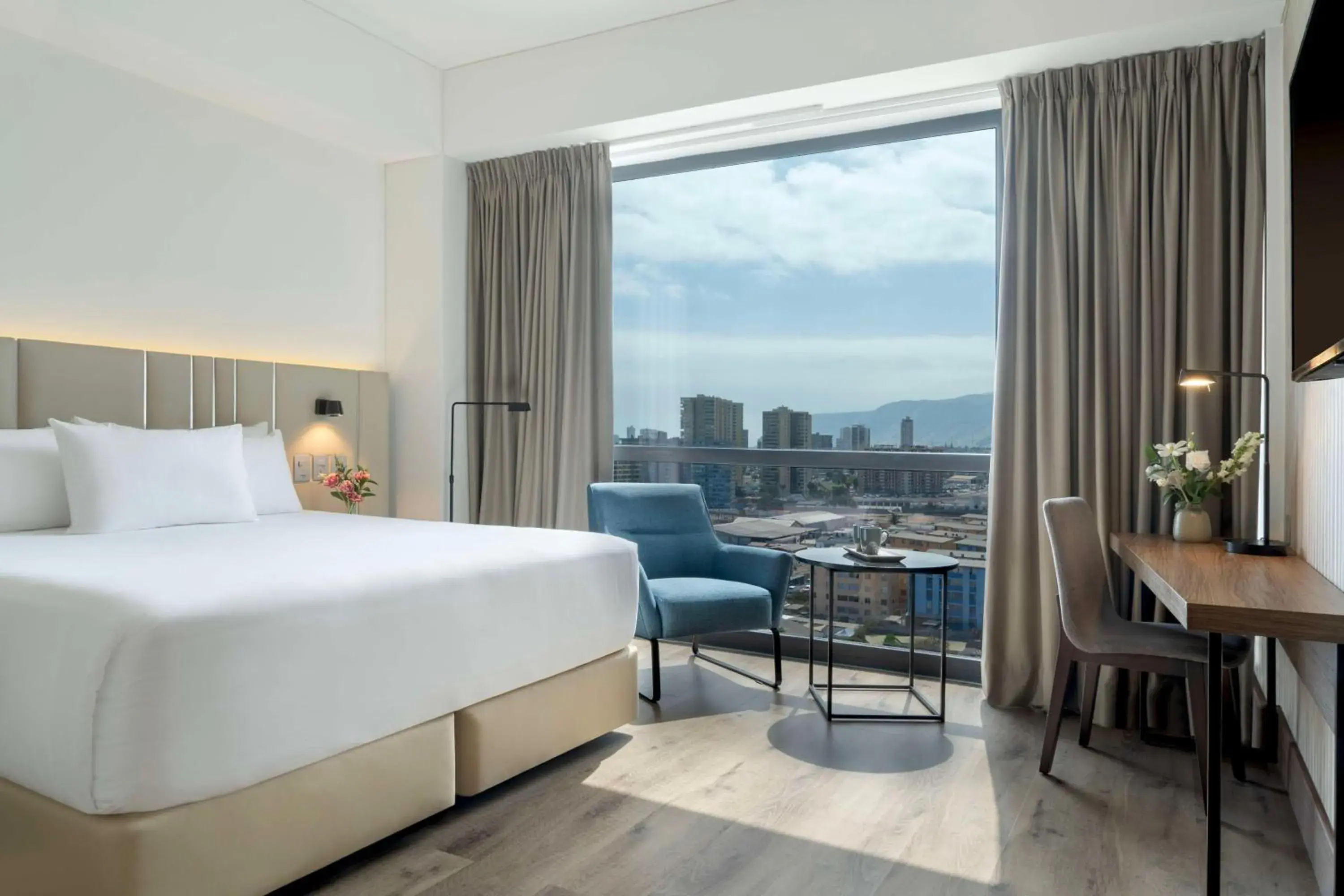 Standard Double or Twin Room in NH Iquique Pacifico Standard Double or Twin Room in NH Iquique Pacifico